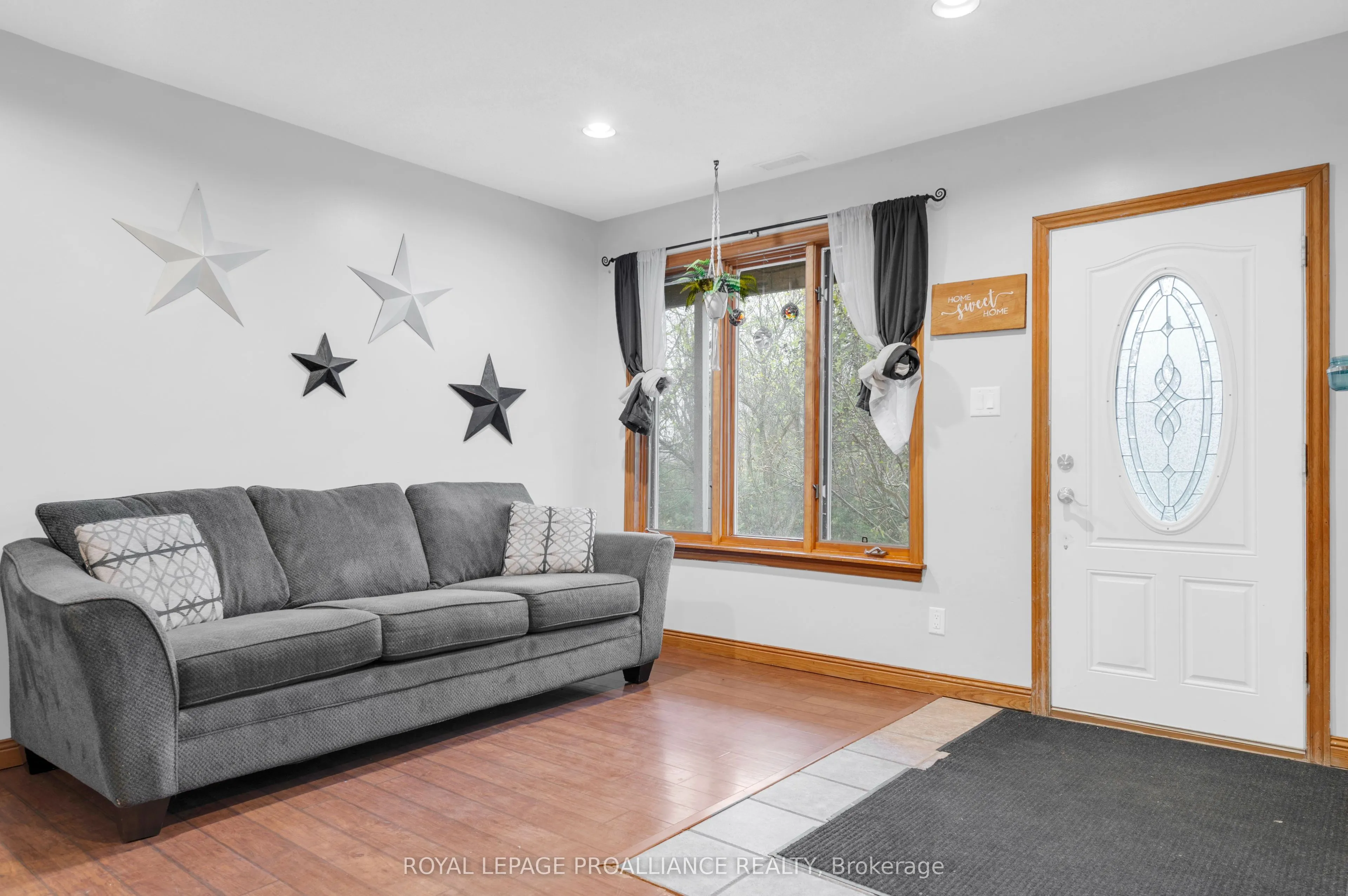 1403A Crookston Road