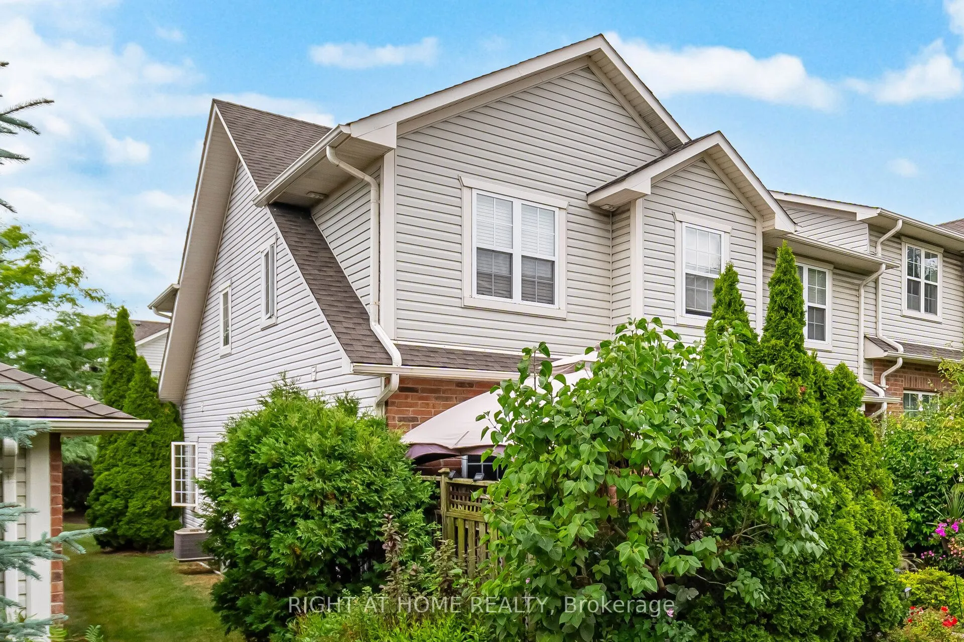 1085 Harrogate Drive #35