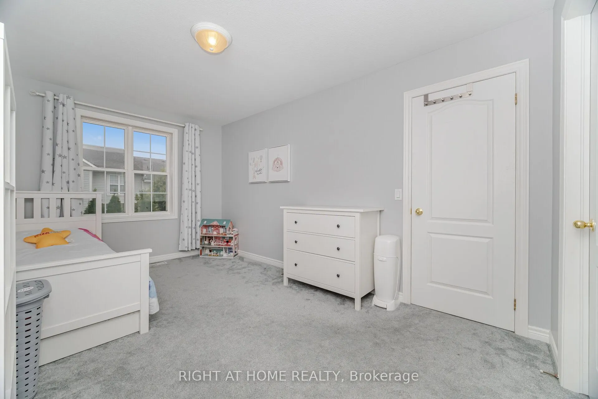1085 Harrogate Drive #35