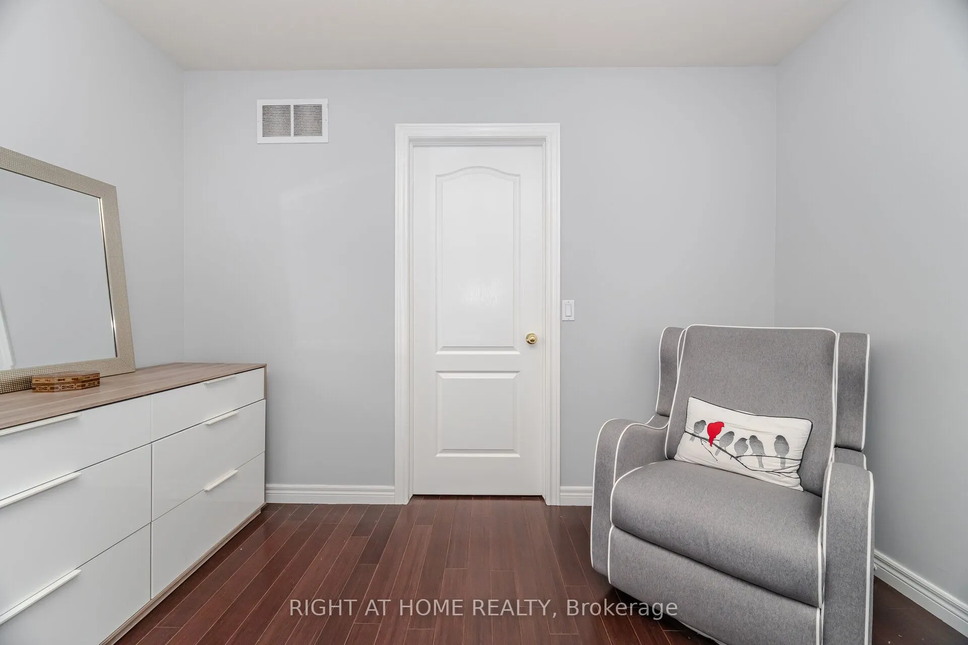 1085 Harrogate Drive #35