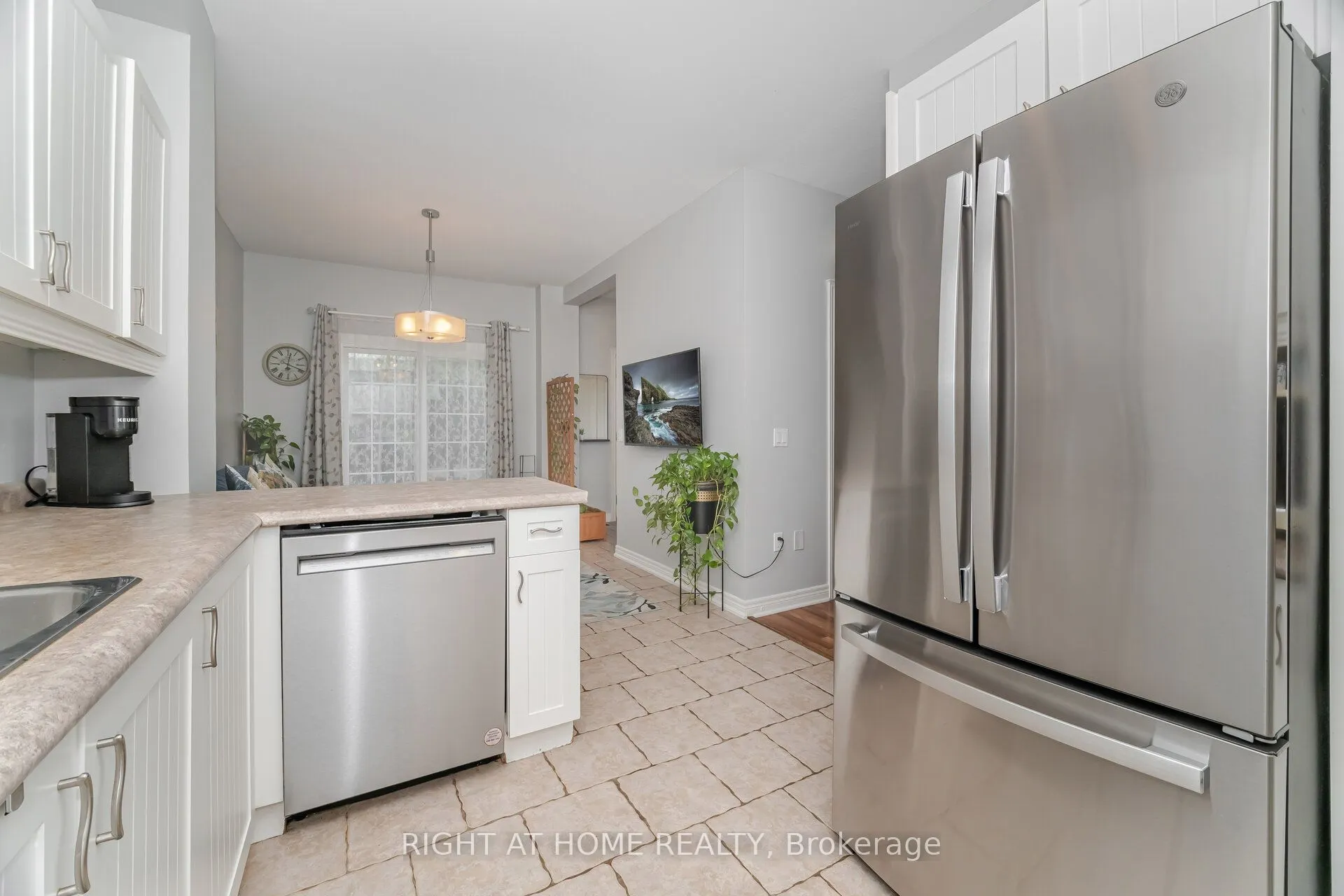 1085 Harrogate Drive #35