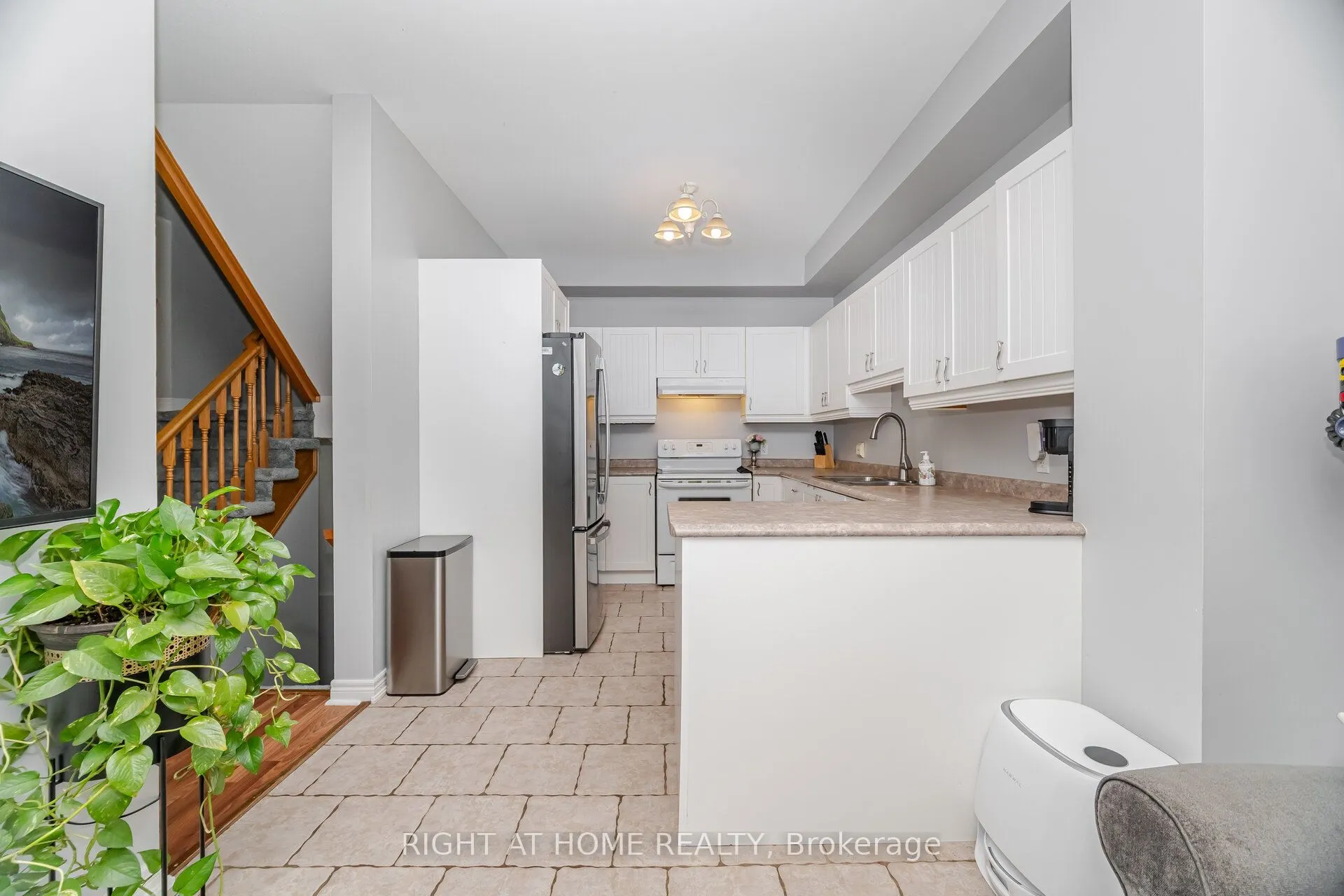 1085 Harrogate Drive #35