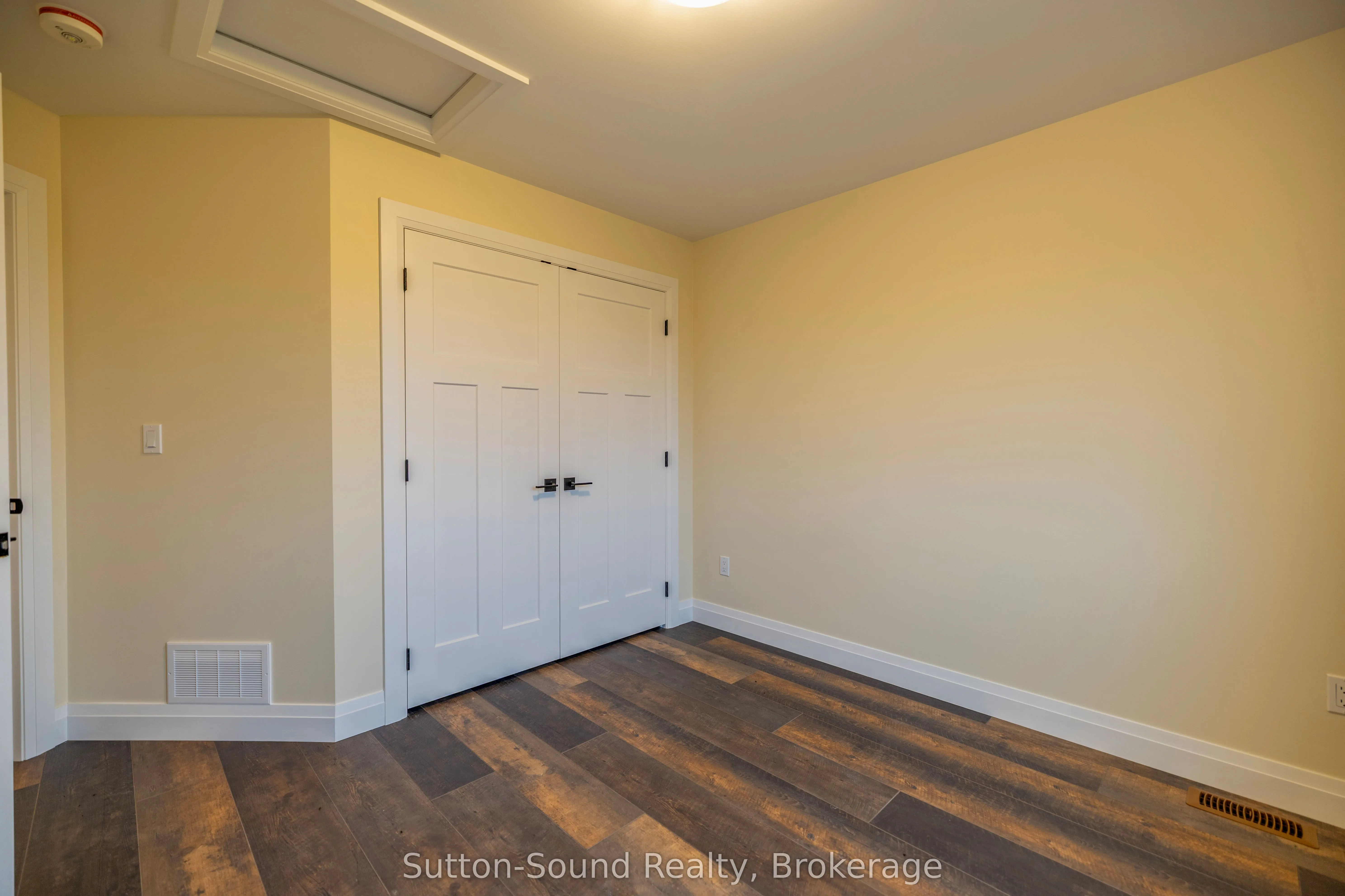 397600 10 Concession