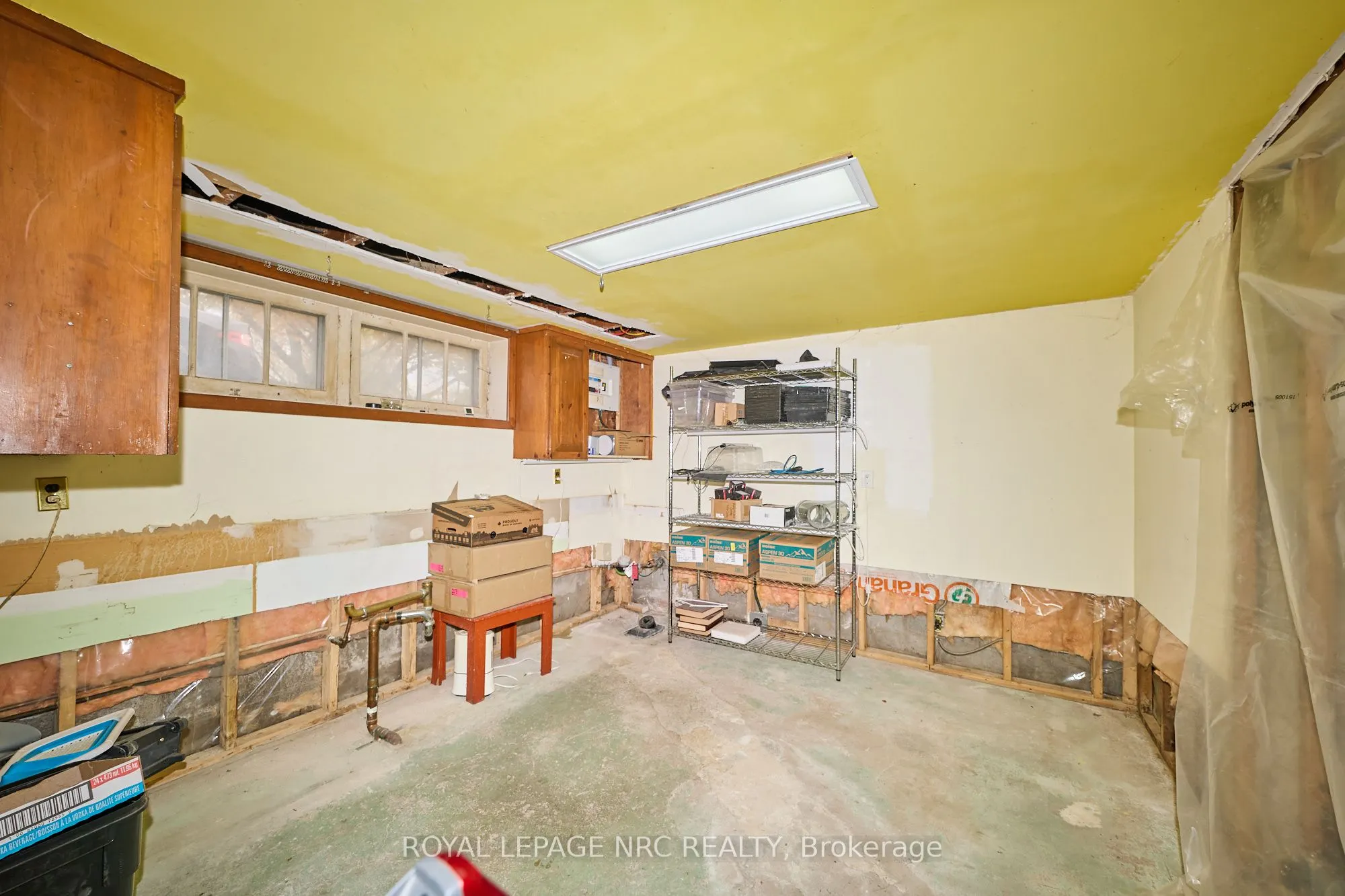 21 Silverdale Drive