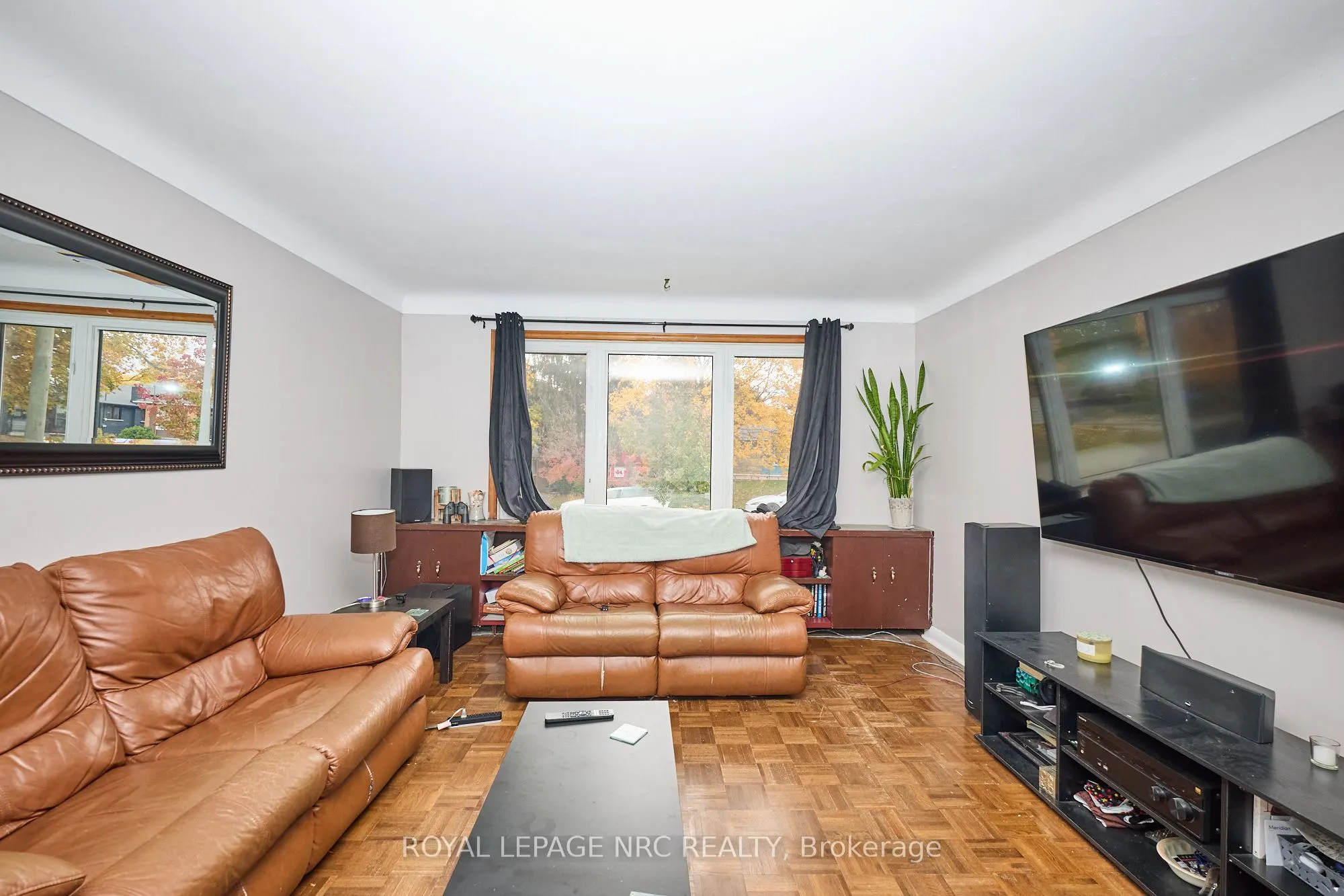 21 Silverdale Drive