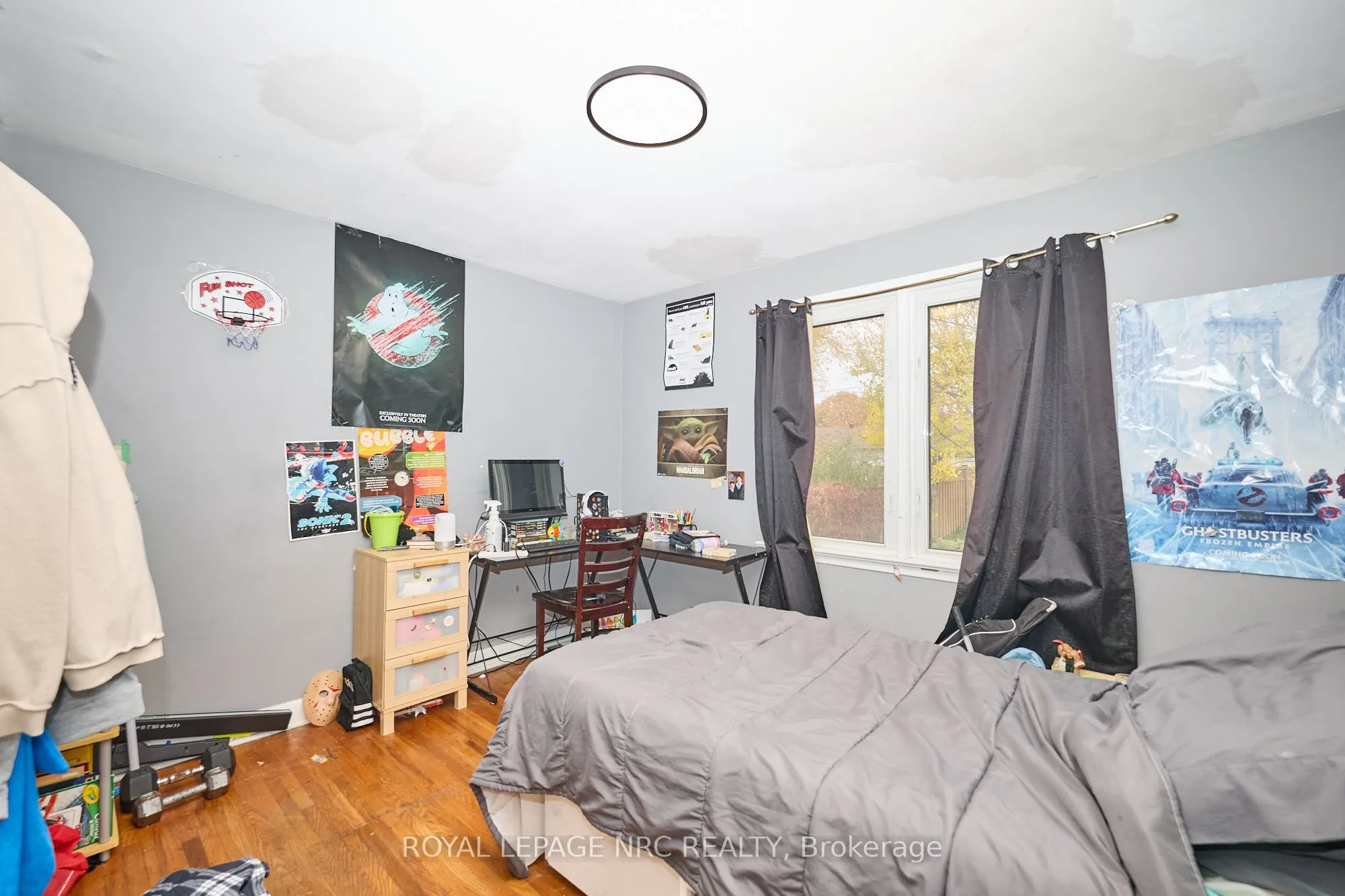 21 Silverdale Drive