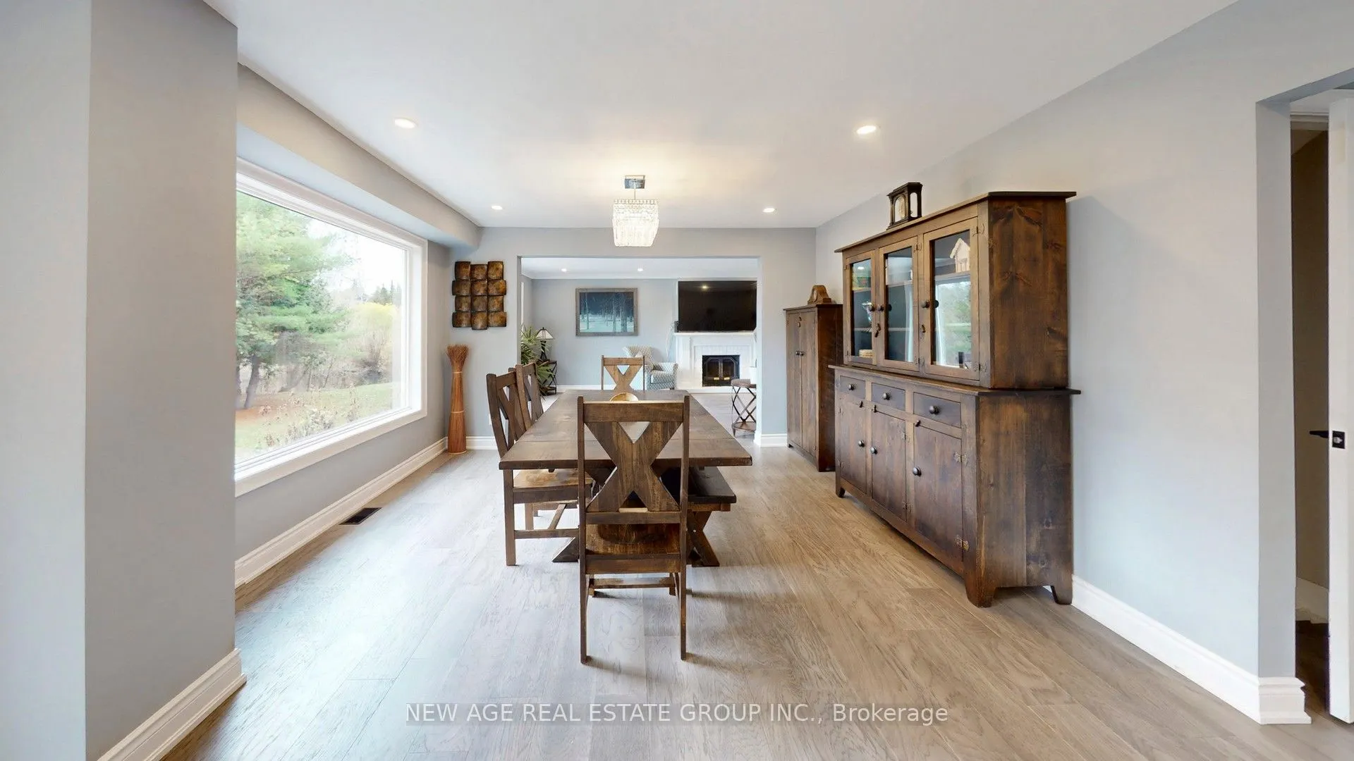 9045 Sideroad 17