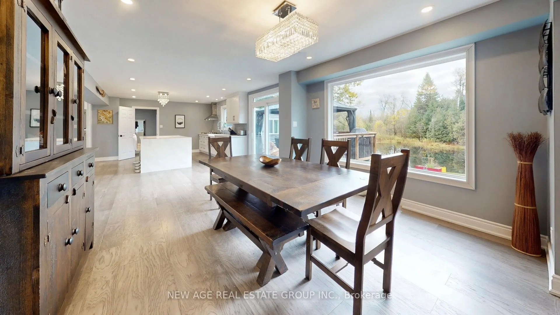 9045 Sideroad 17