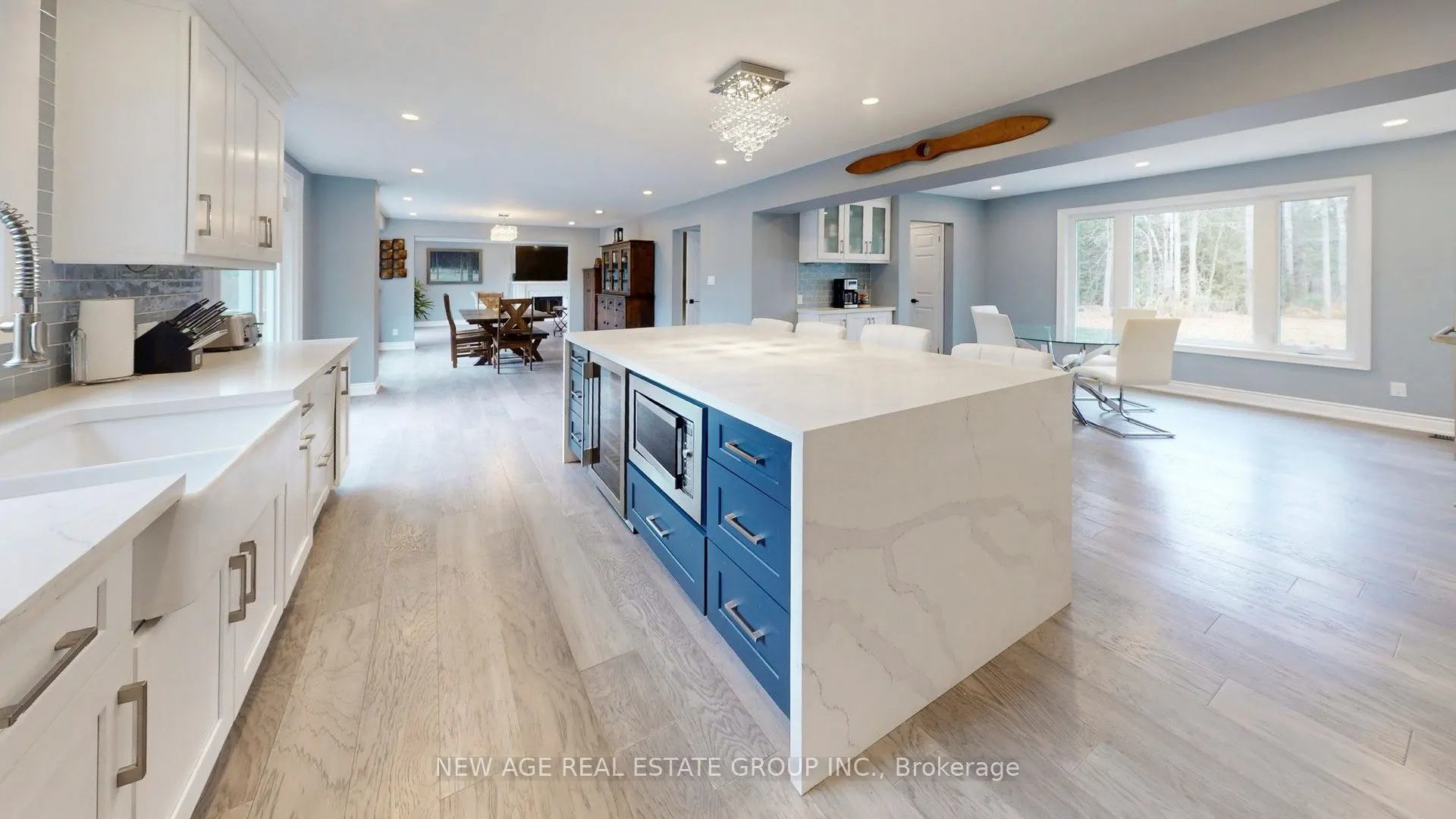 9045 Sideroad 17
