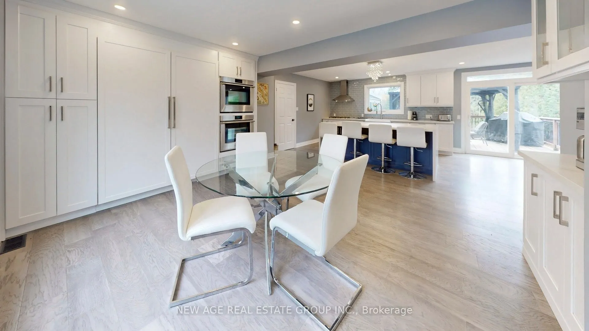 9045 Sideroad 17