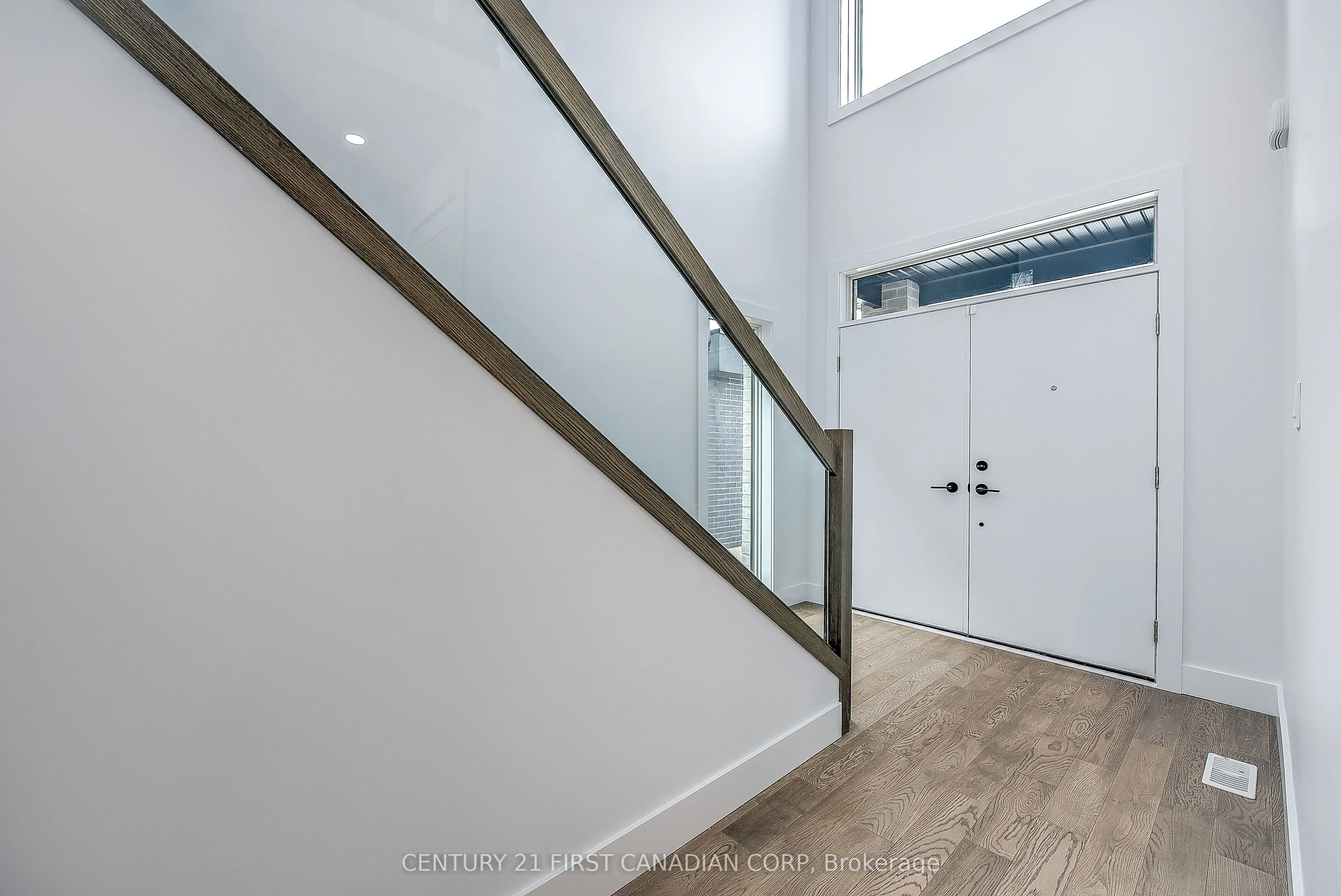 245 HESSELMAN Crescent