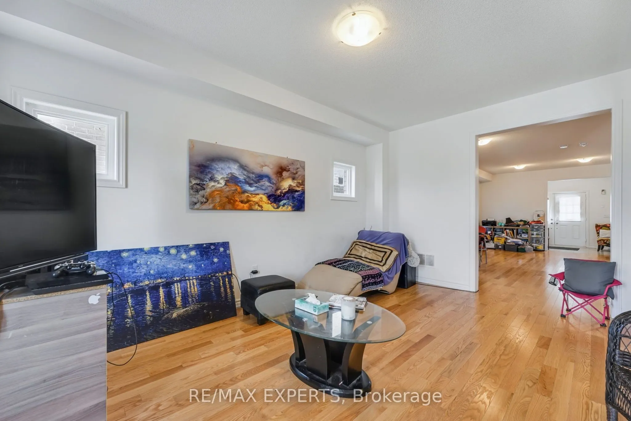 360 Russell Street
