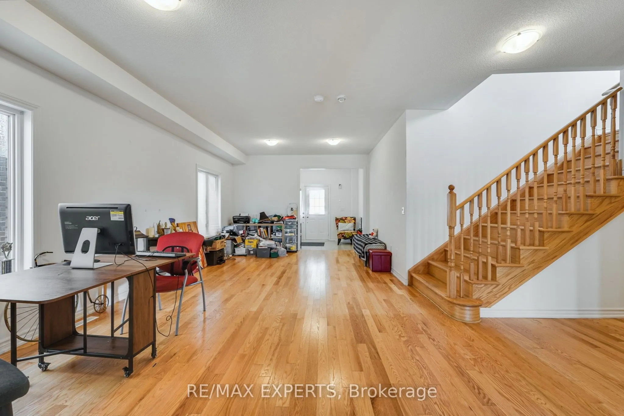 360 Russell Street