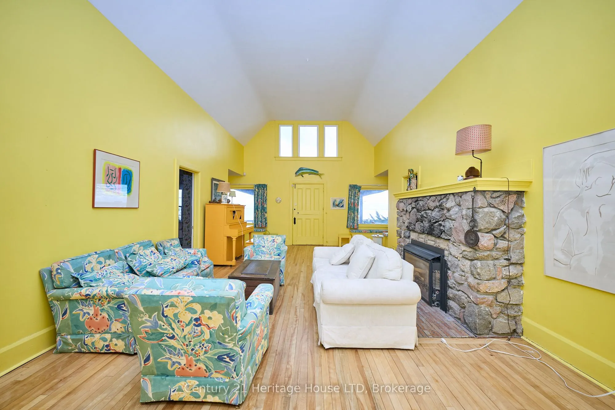 1033 FIRELANE 1 Road