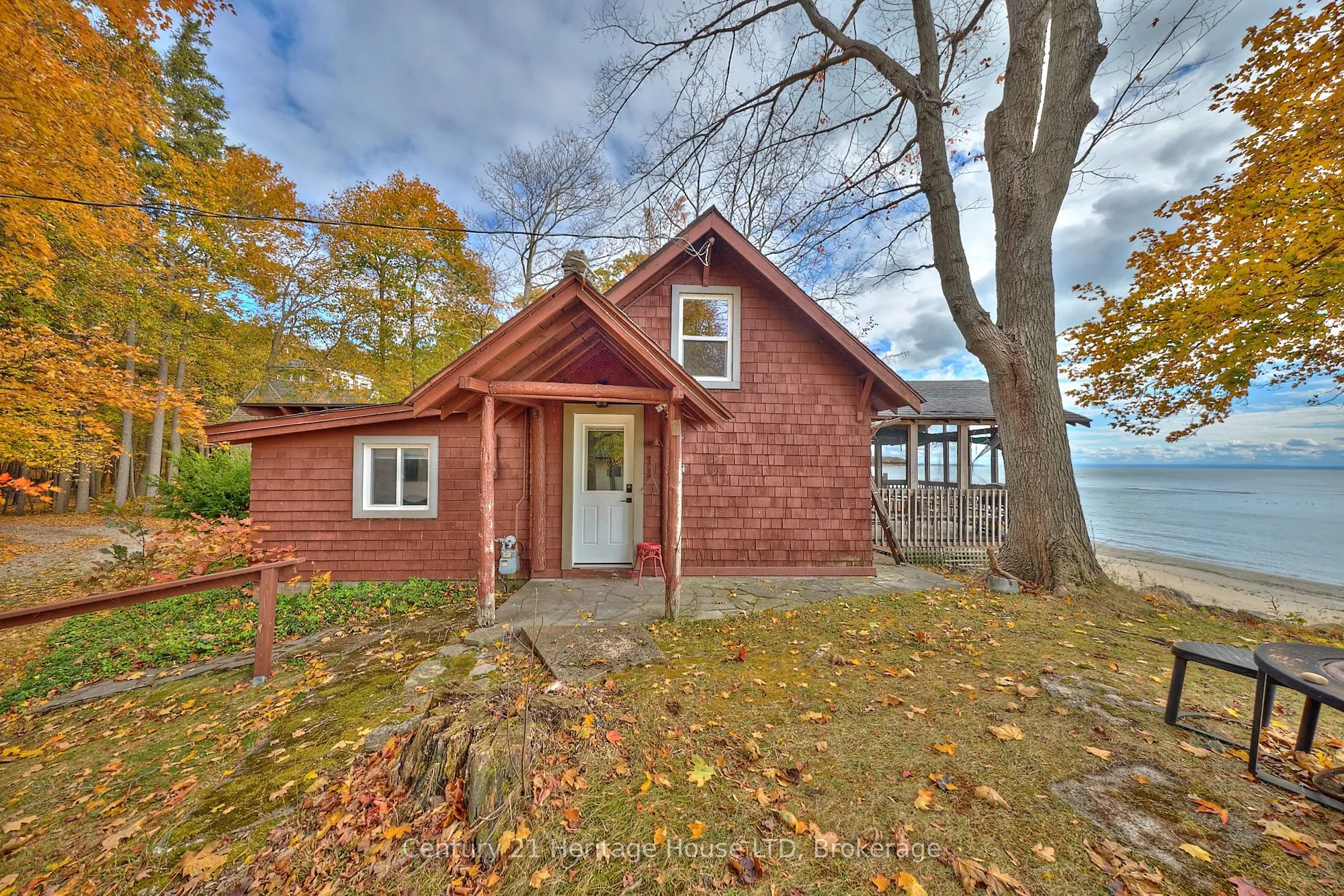 1033 FIRELANE 1 Road
