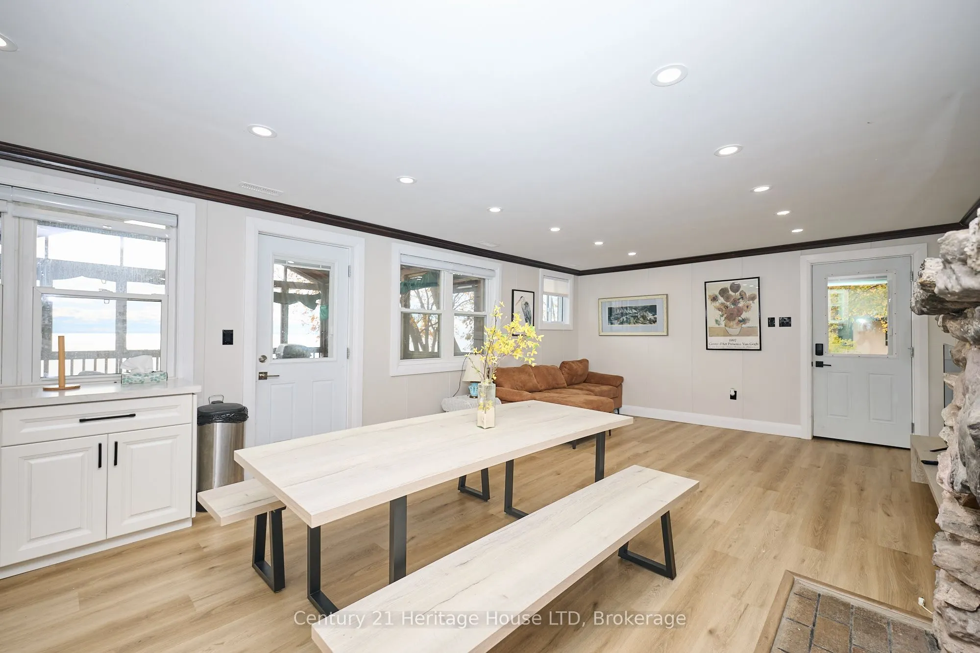1033 FIRELANE 1 Road