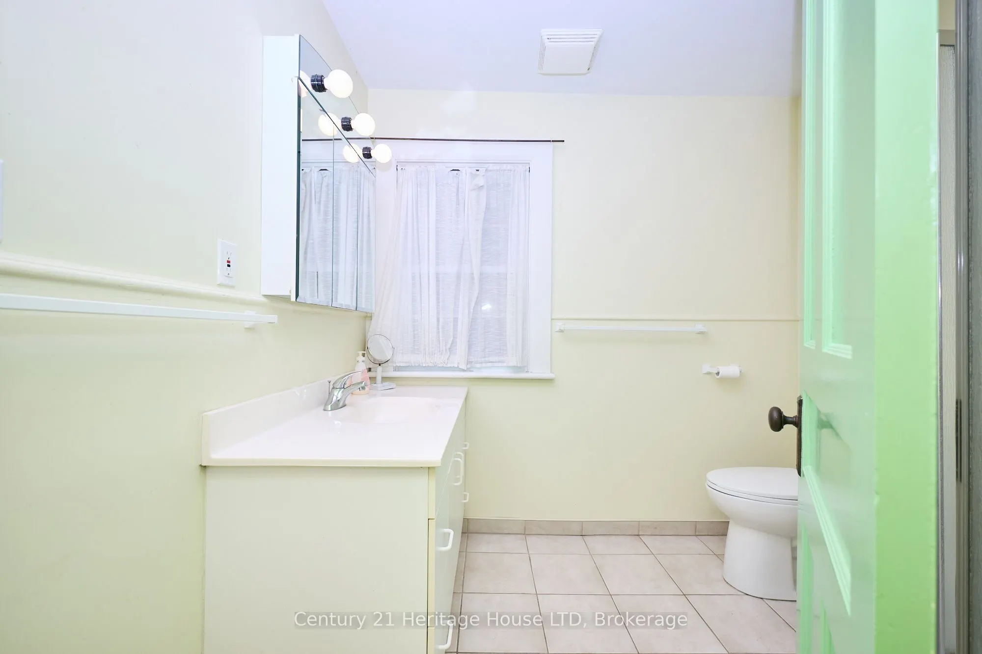1033 FIRELANE 1 Road