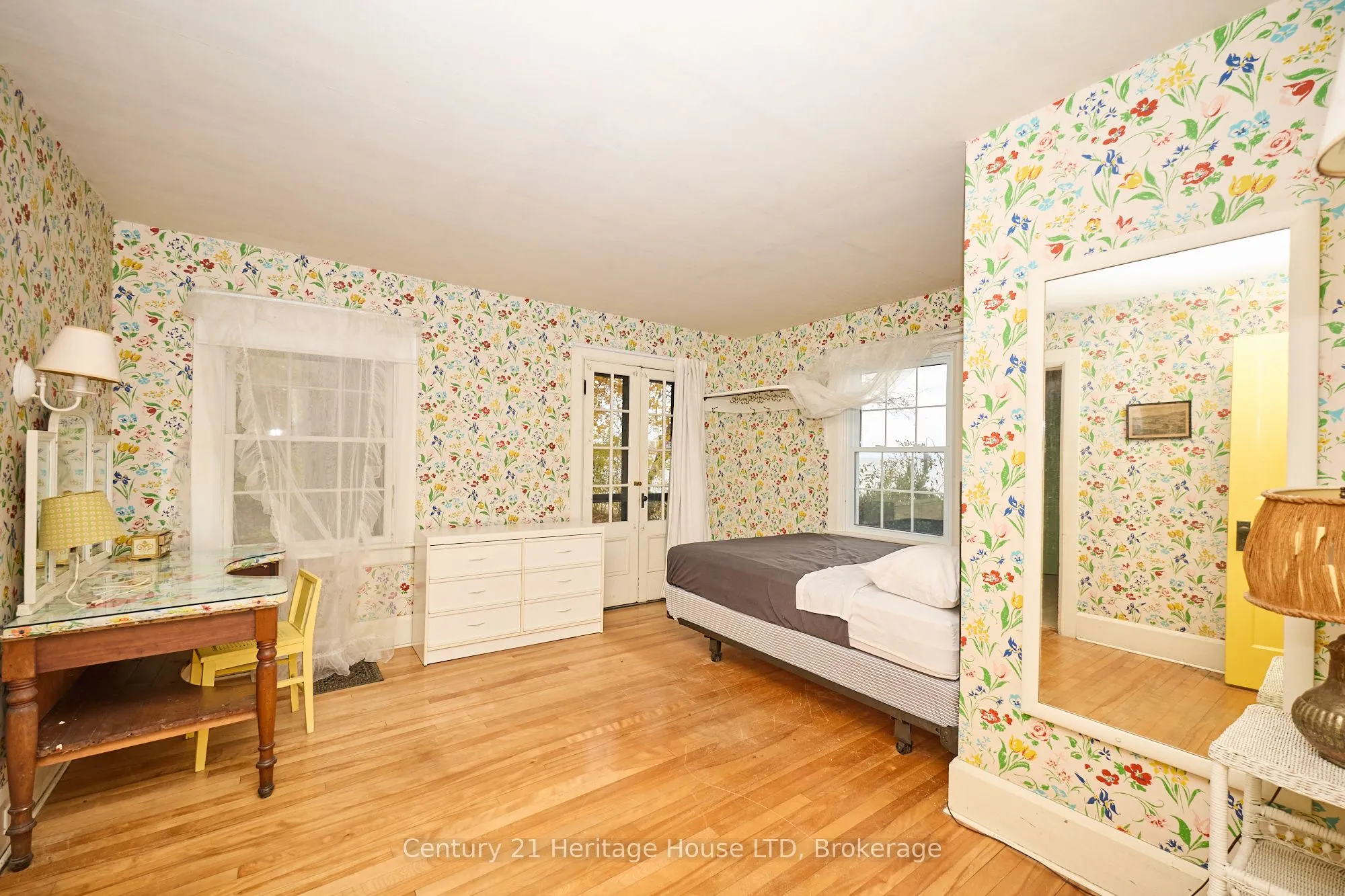 1033 FIRELANE 1 Road