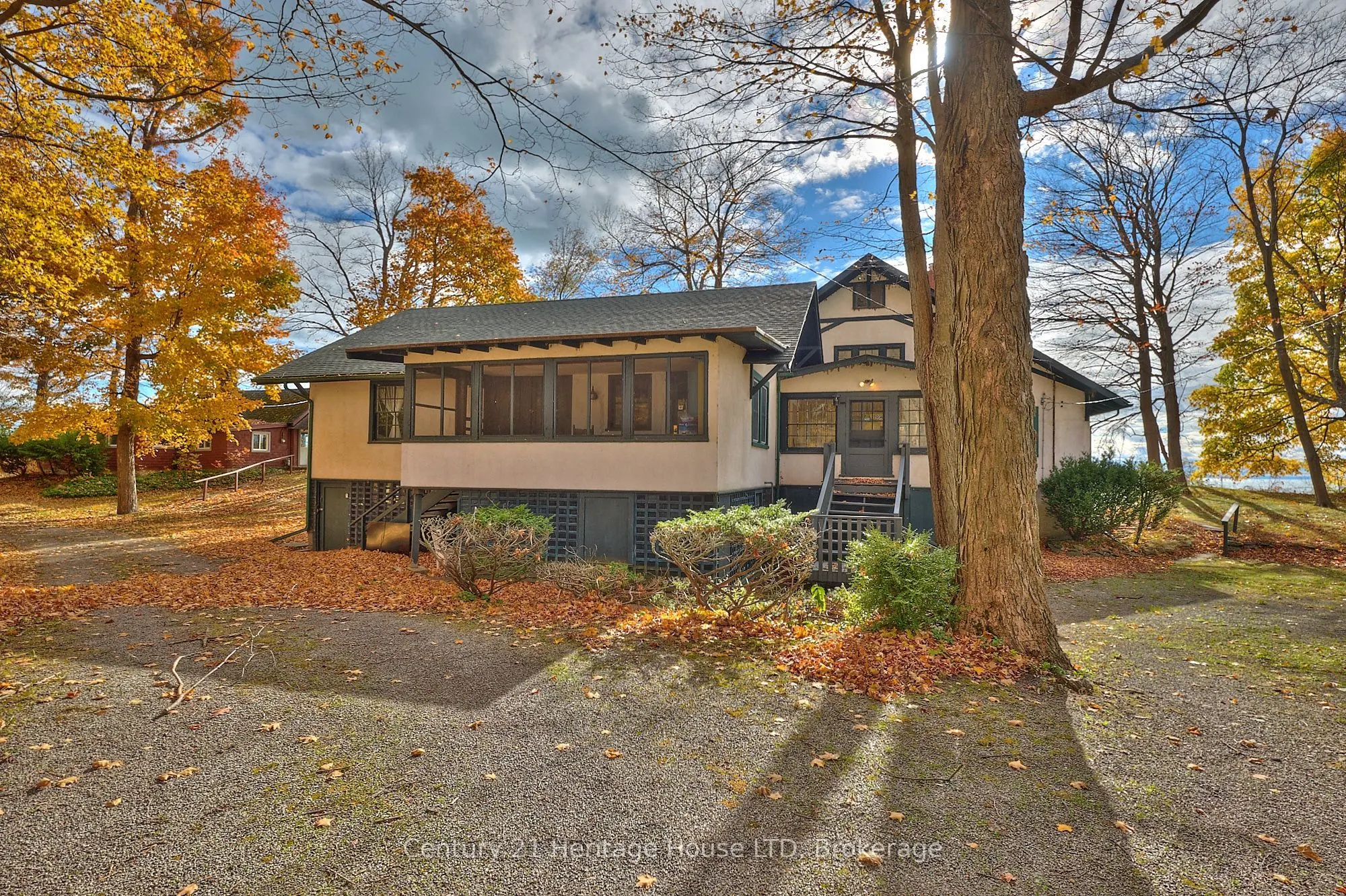 1033 FIRELANE 1 Road