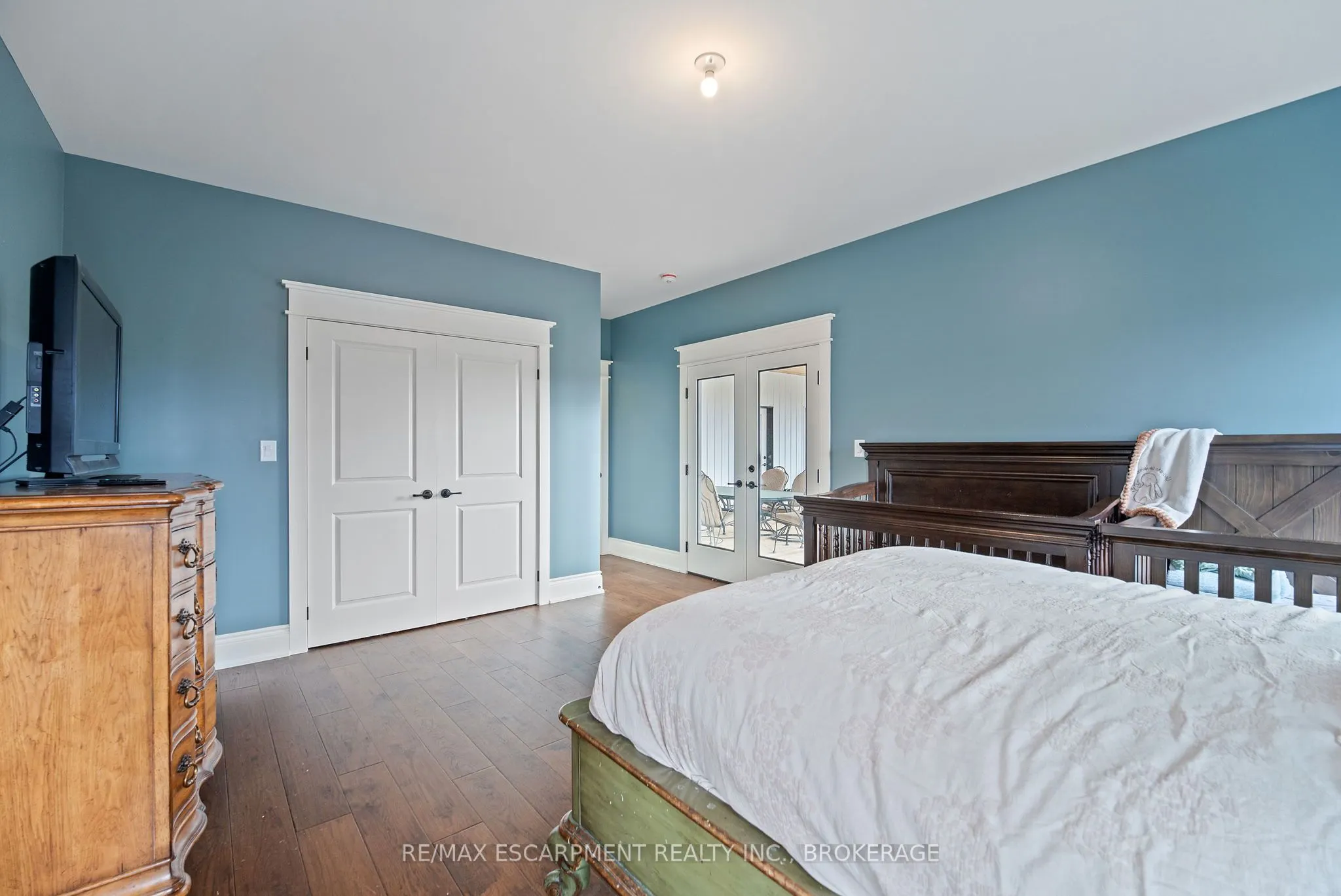 3809 Netherby Road