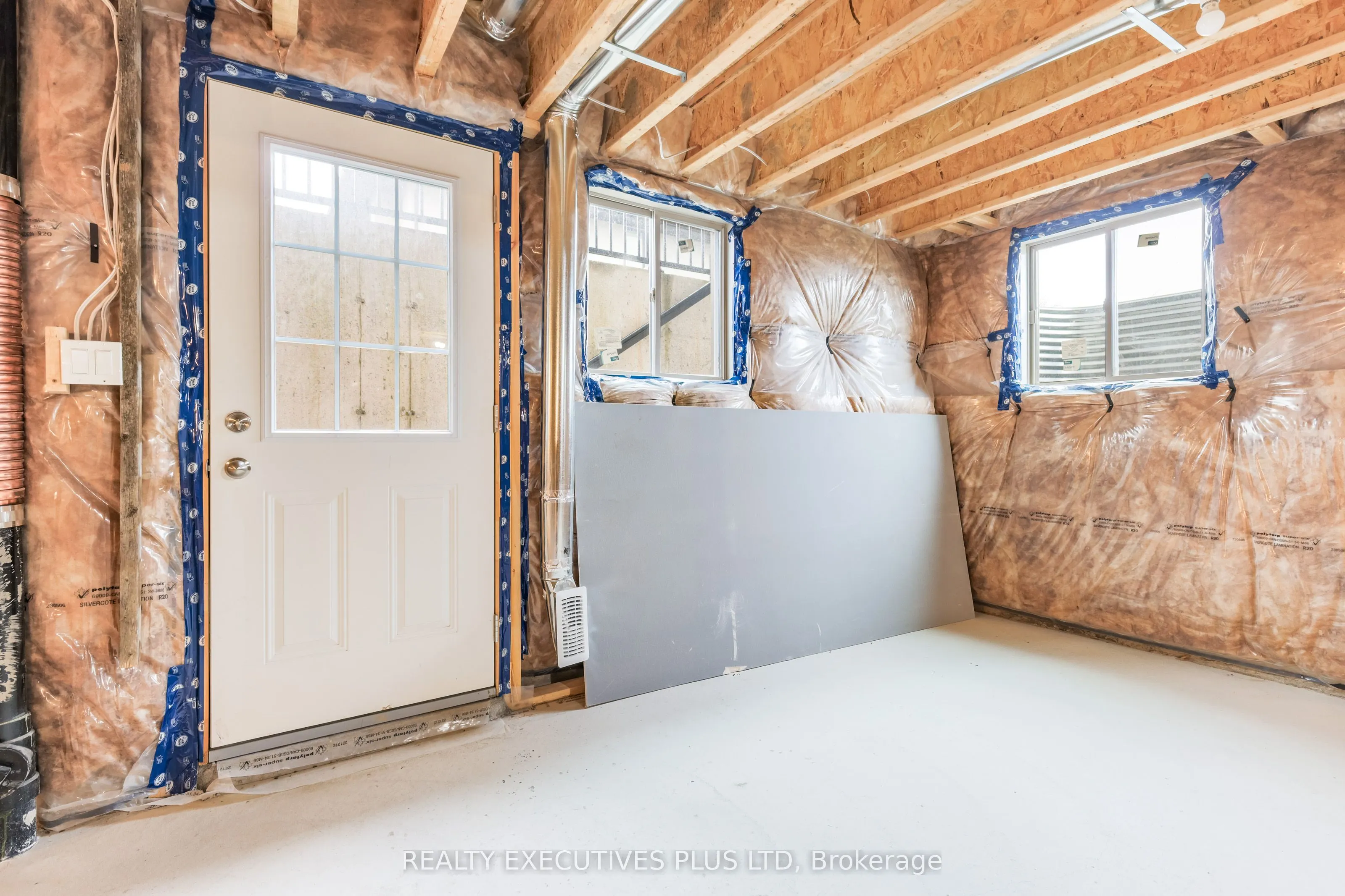 15 Venture Way