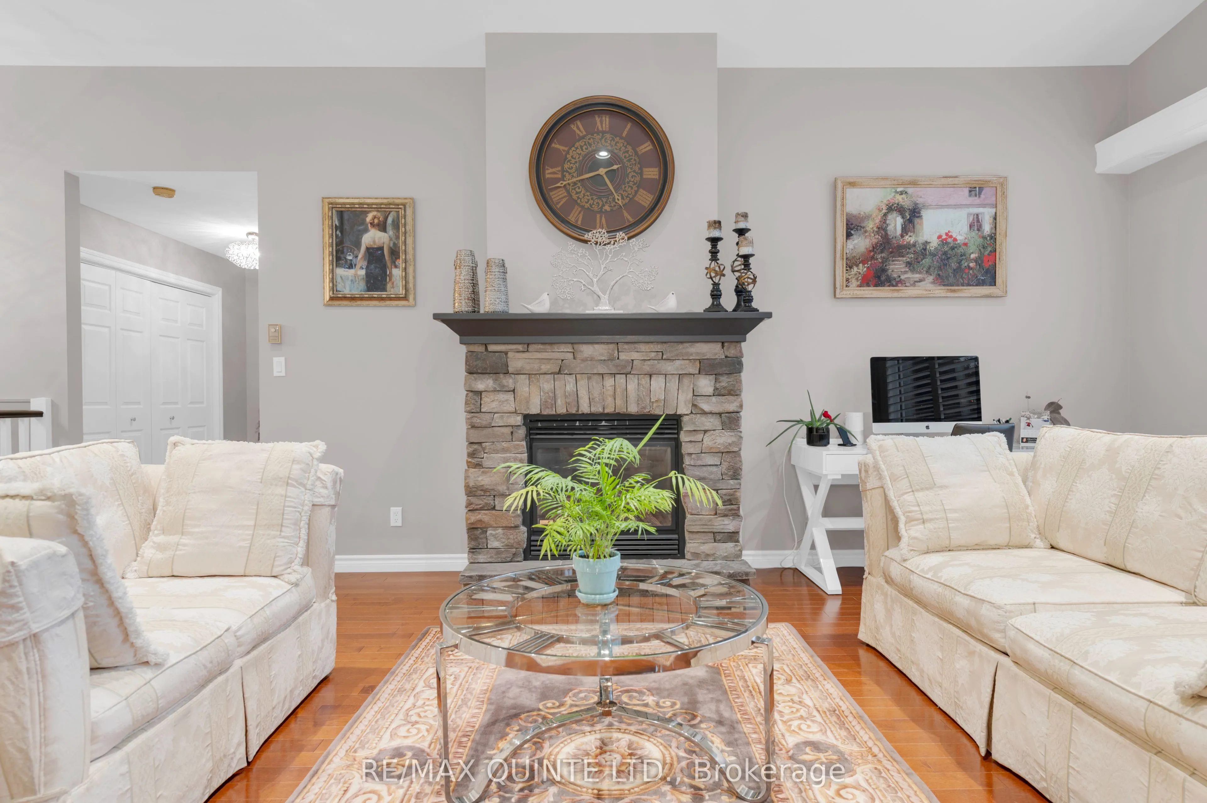 5 Hickory Court