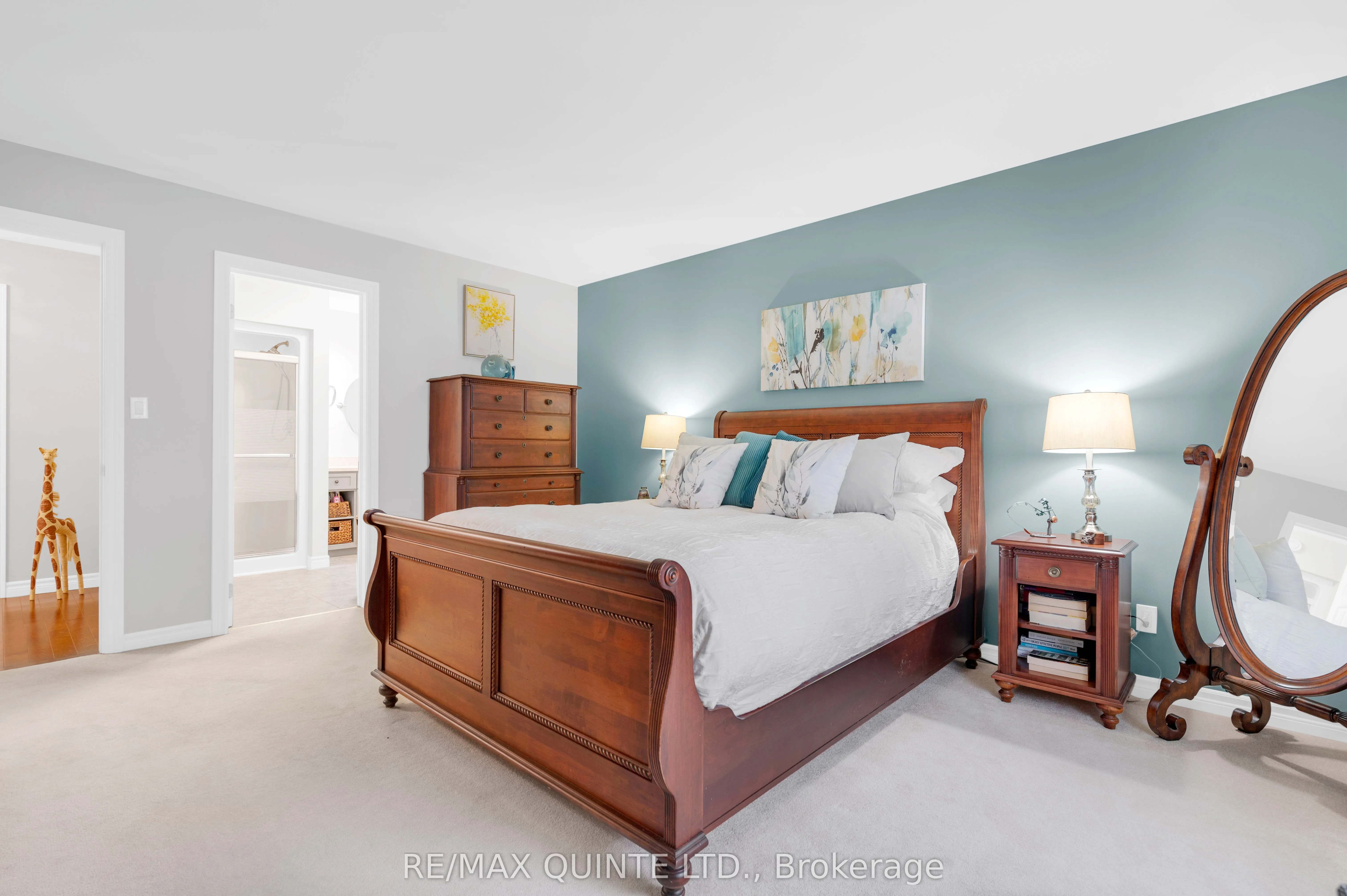 5 Hickory Court