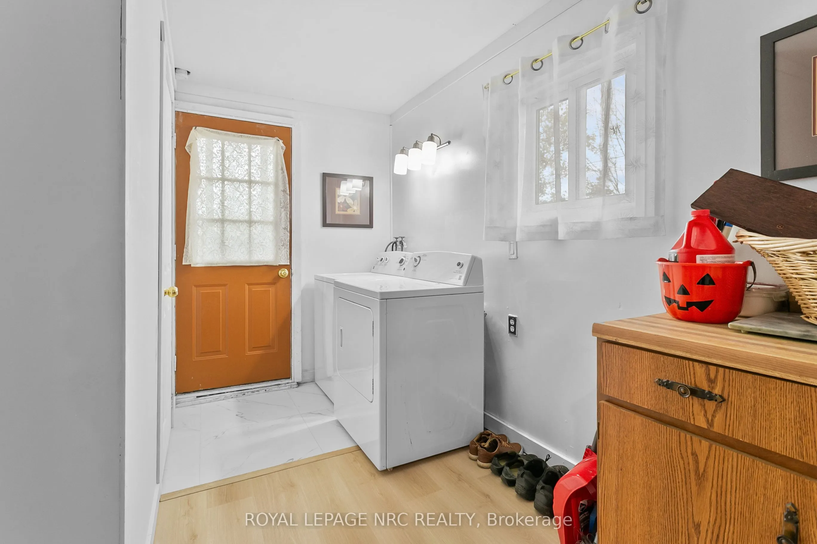 45 PHIPPS Street