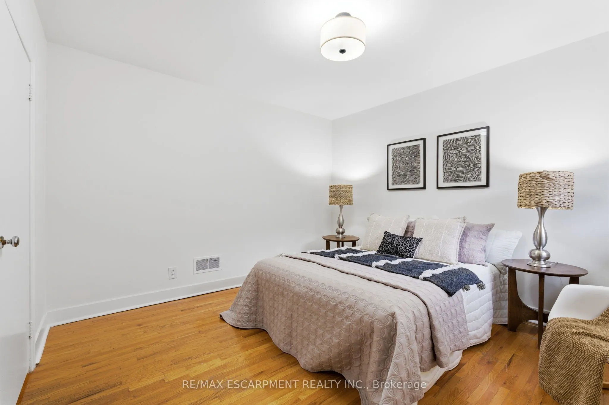 53 Livingston Avenue