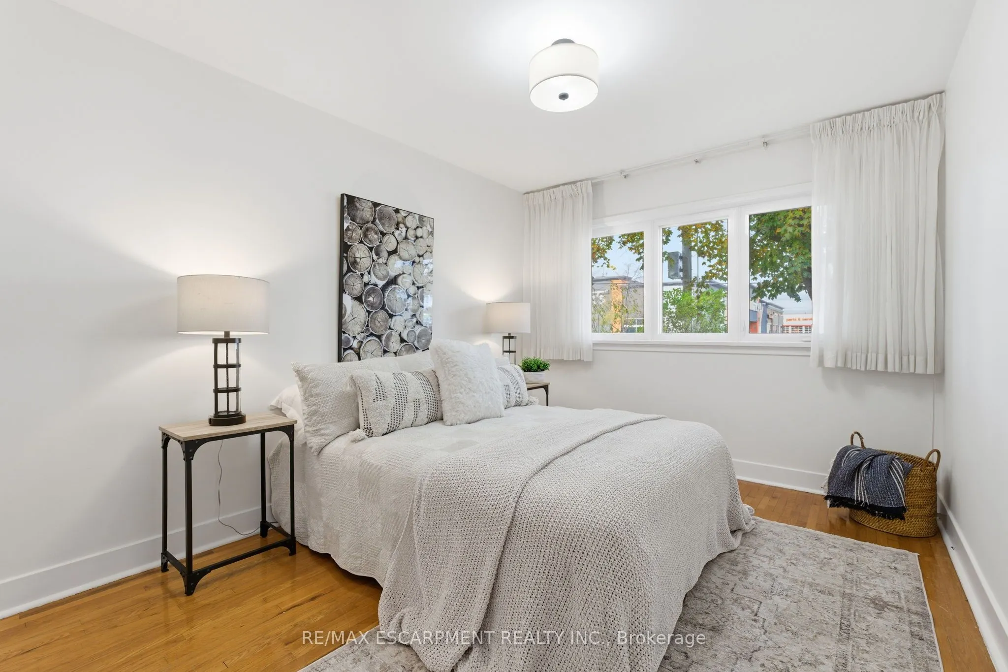 53 Livingston Avenue