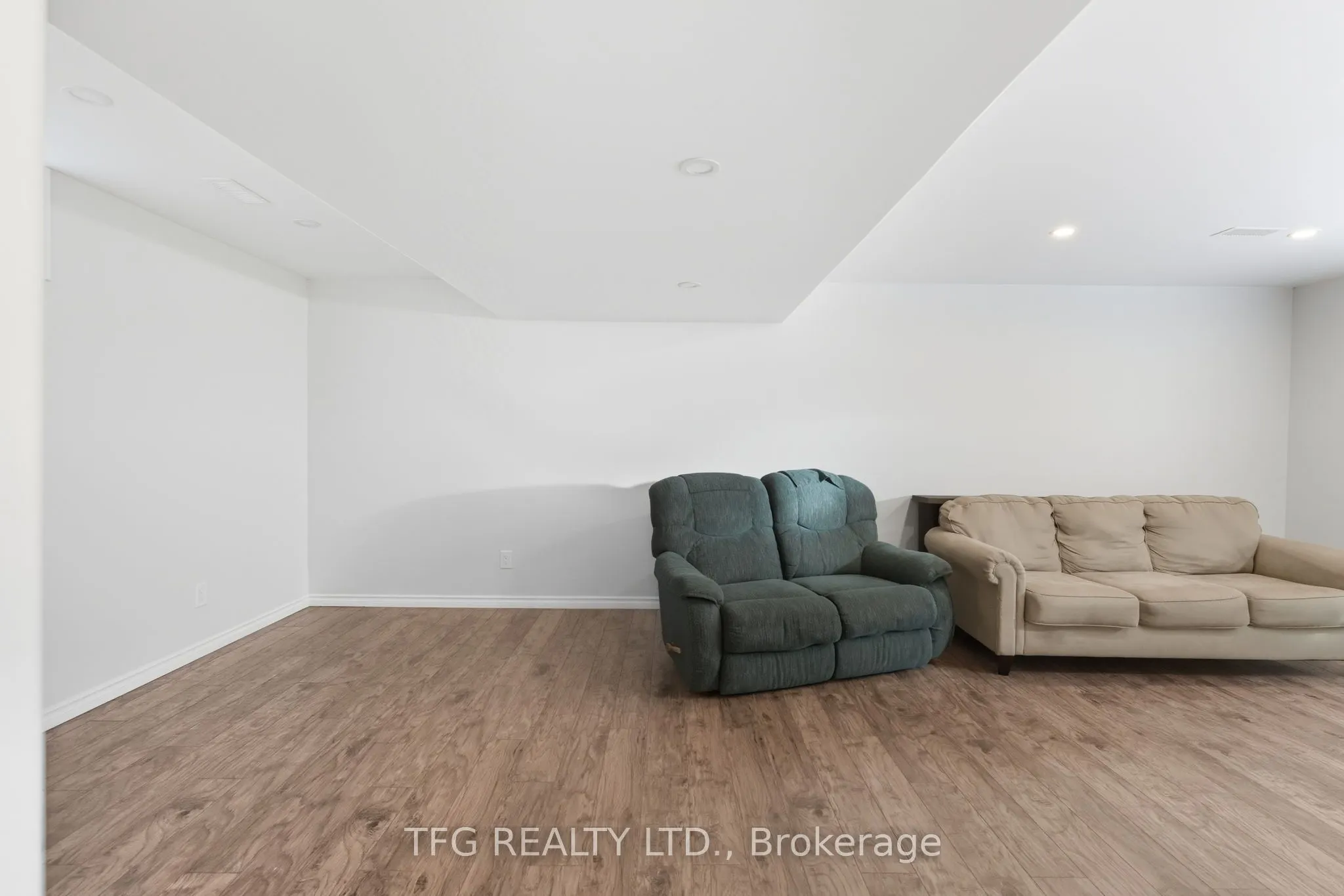 50 Millpond Lane