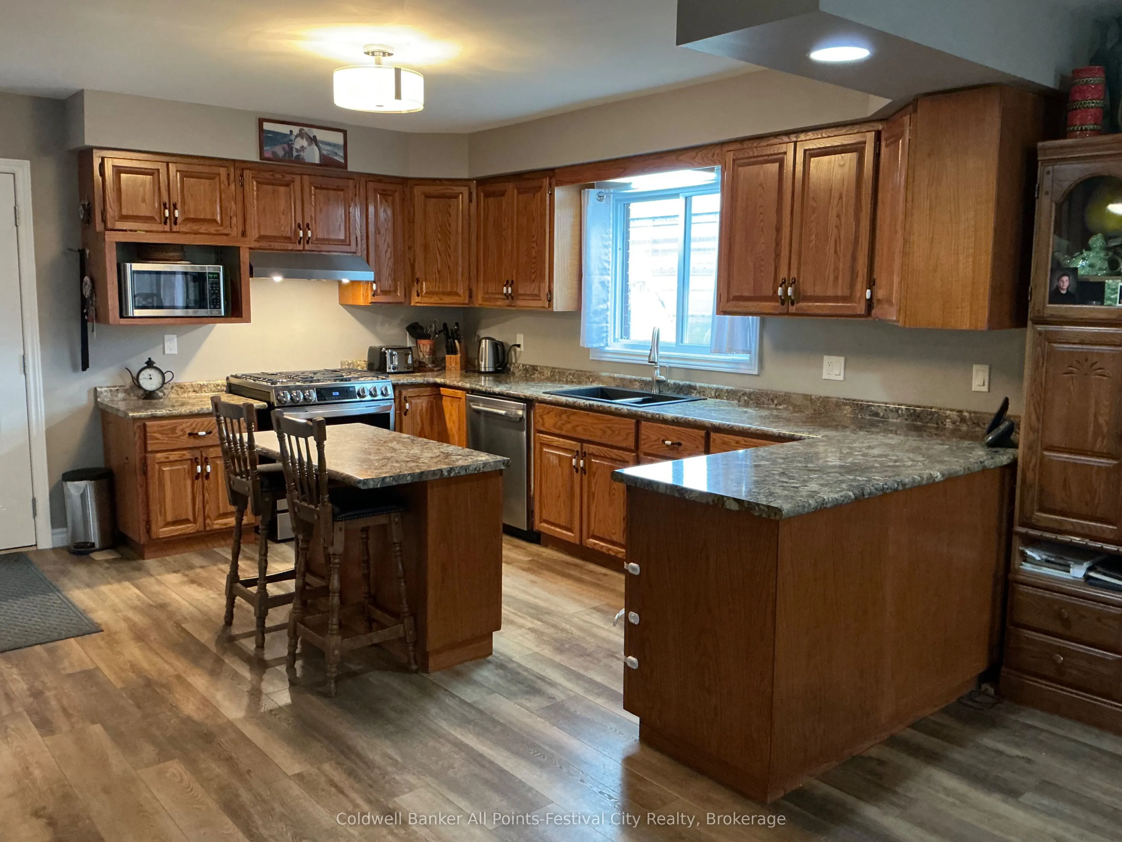 160 Huron Road