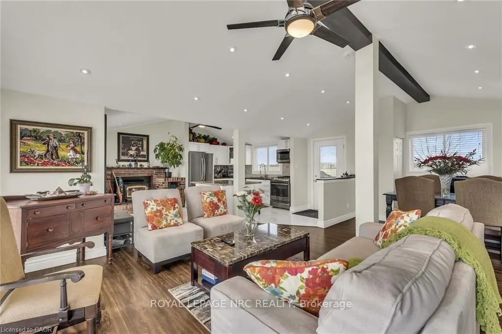 817 Lakeshore Road