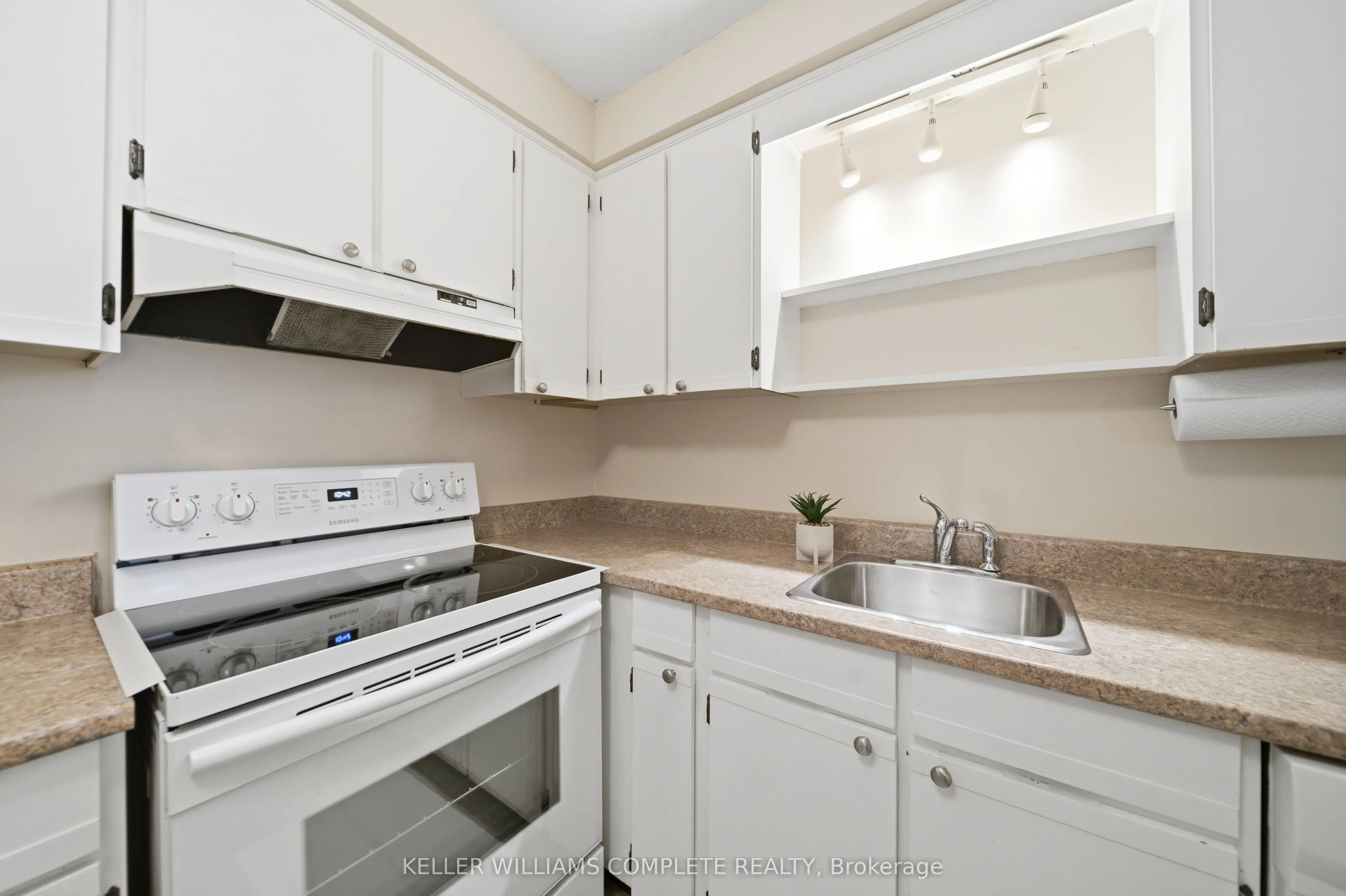 141 Church Street #201