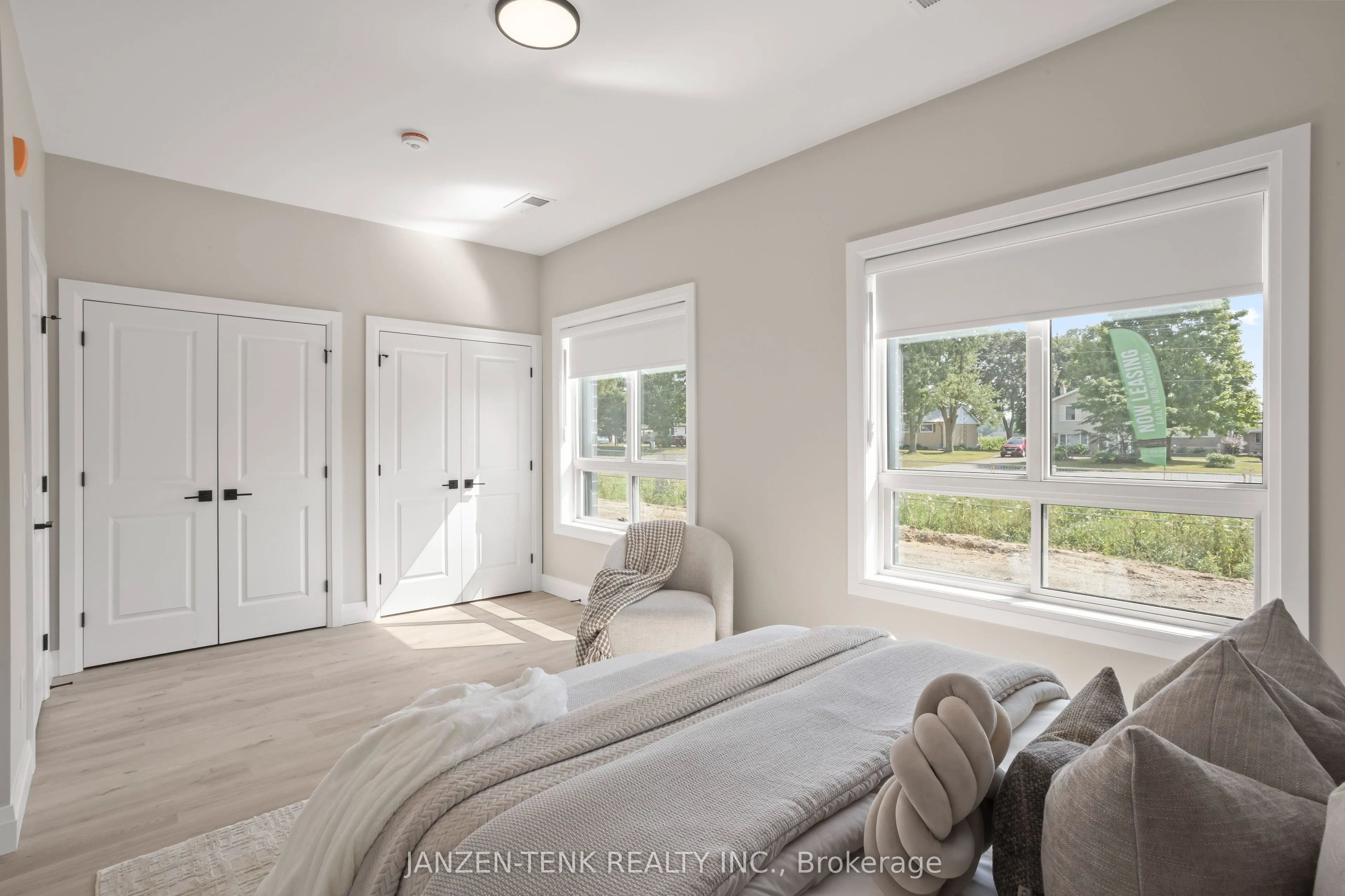 33318 Richmond Street #305