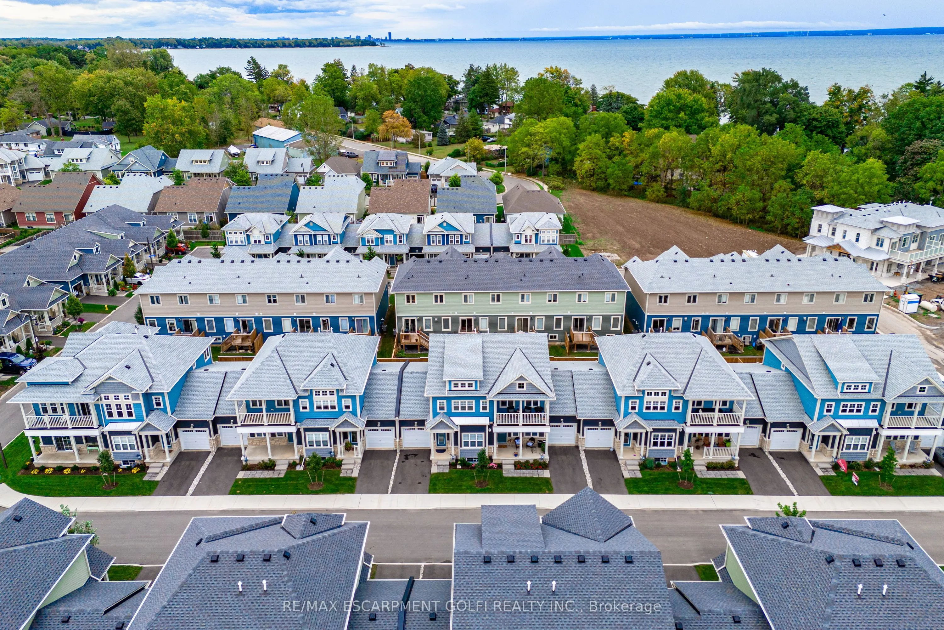 9B Shores Lane #15