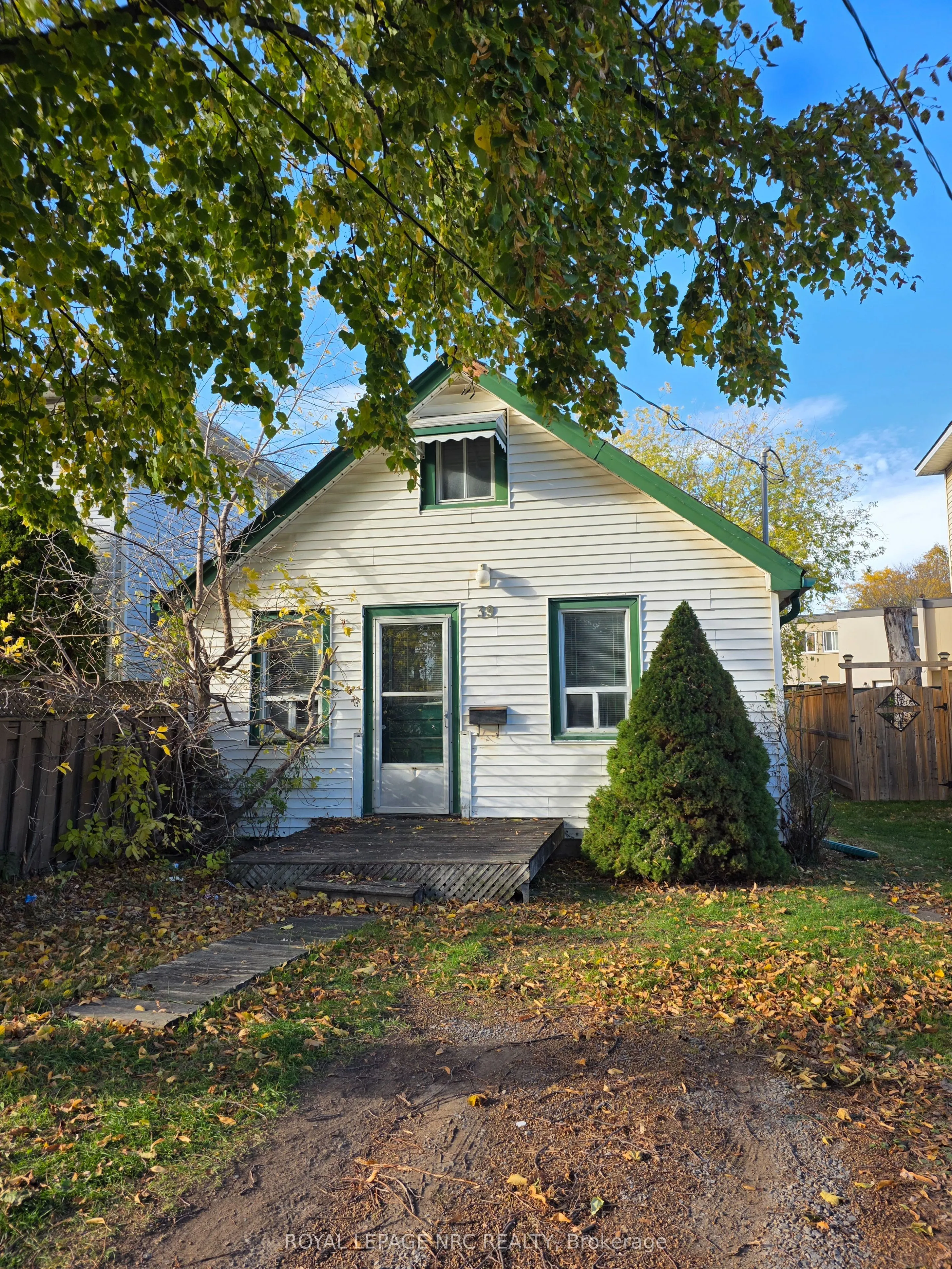 39 Manchester Avenue