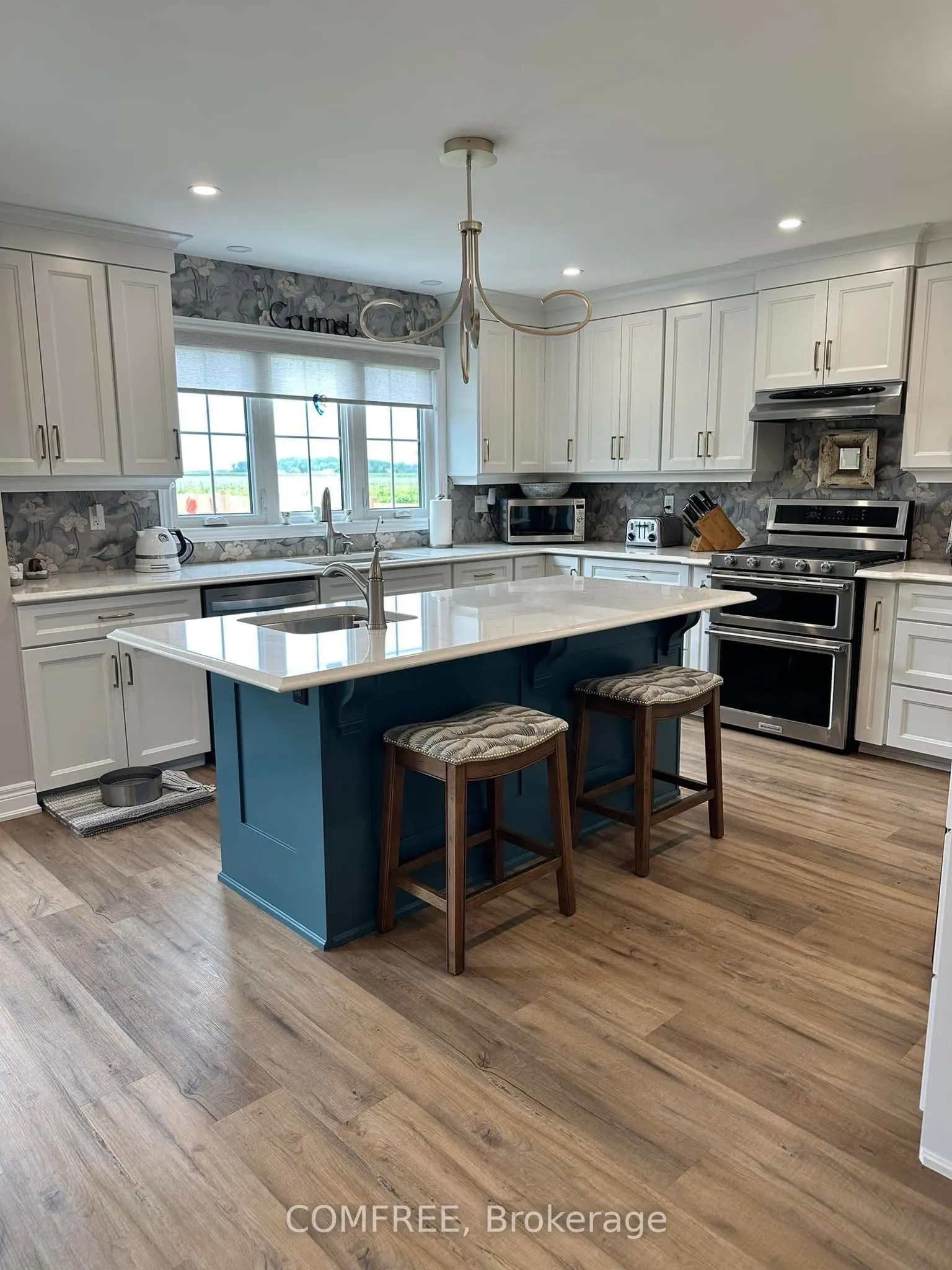 1372 Concession 6 Road