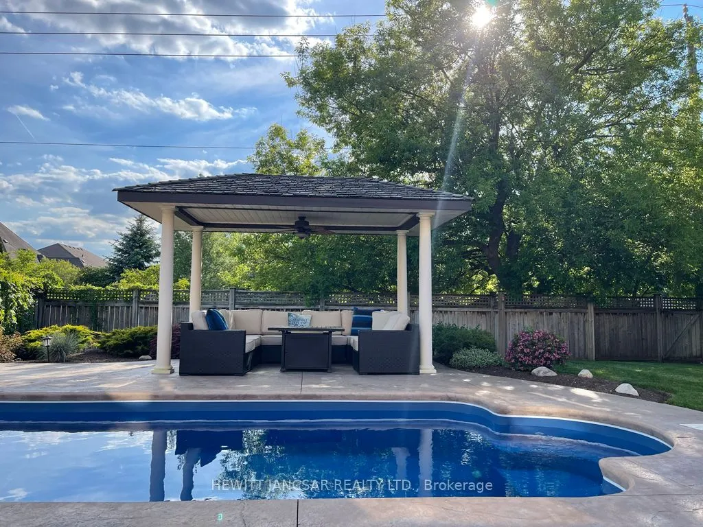 211 Terrace Wood Crescent