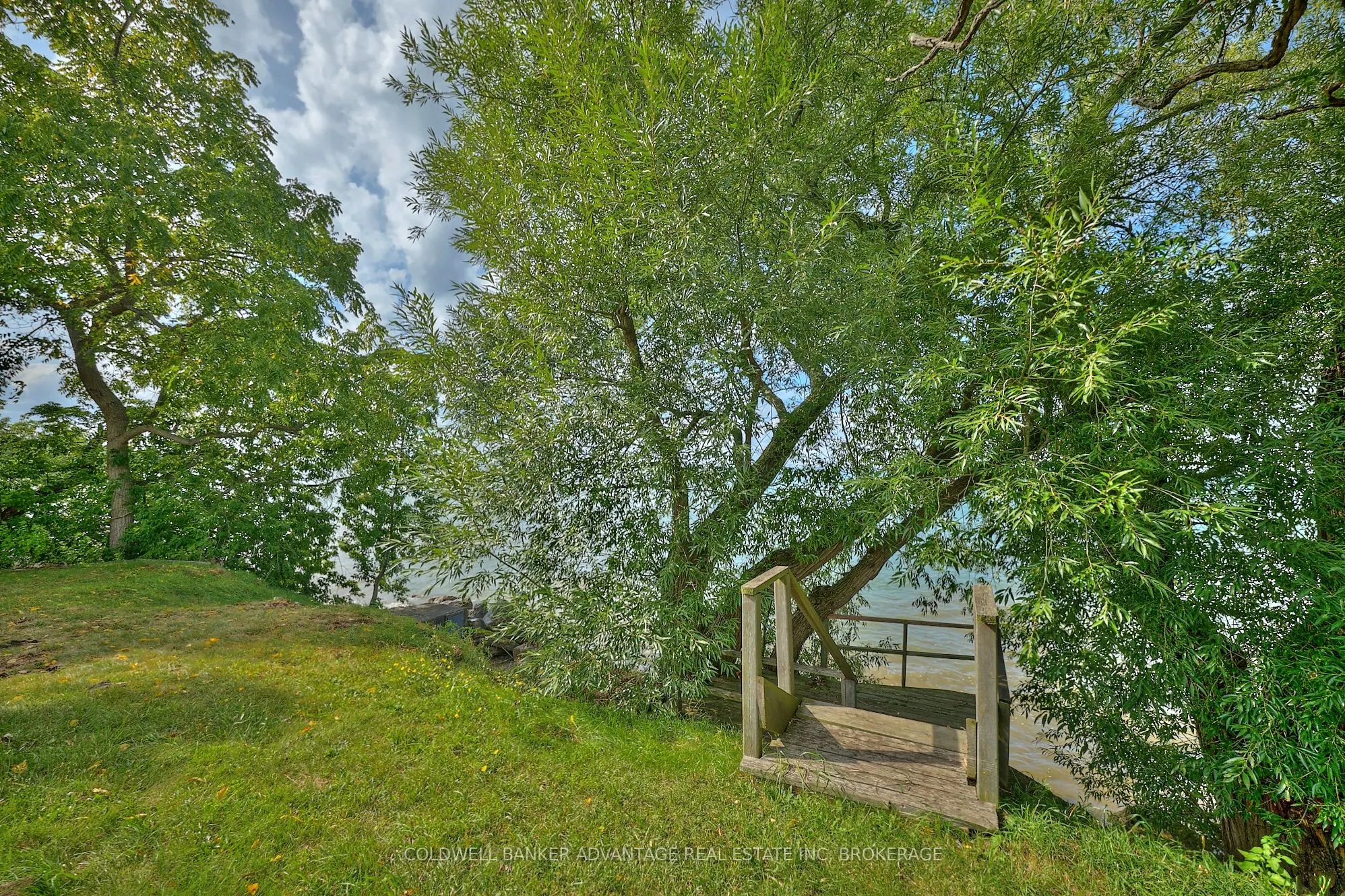 4698 Sandy Cove Drive