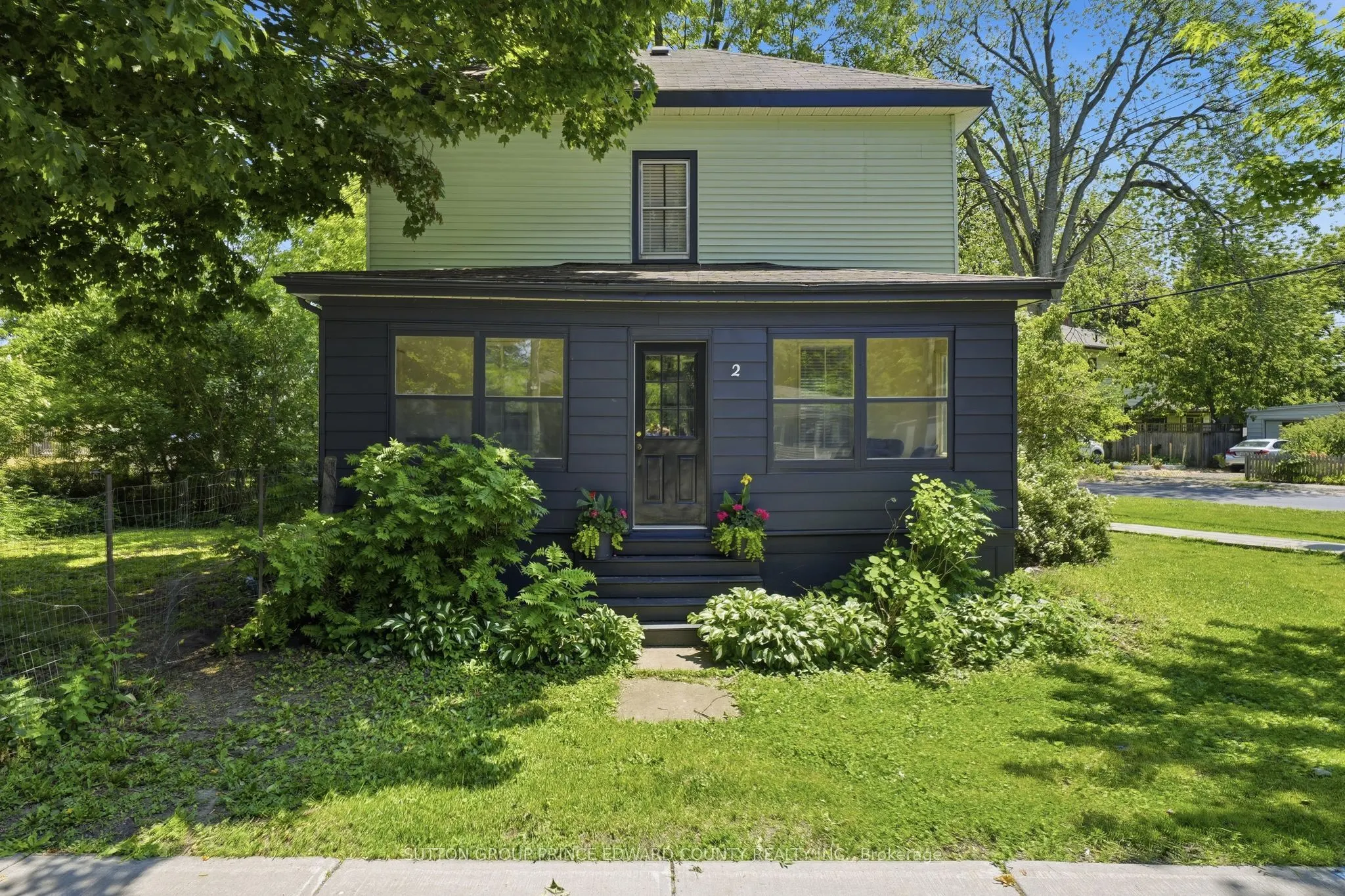2 Queen Street