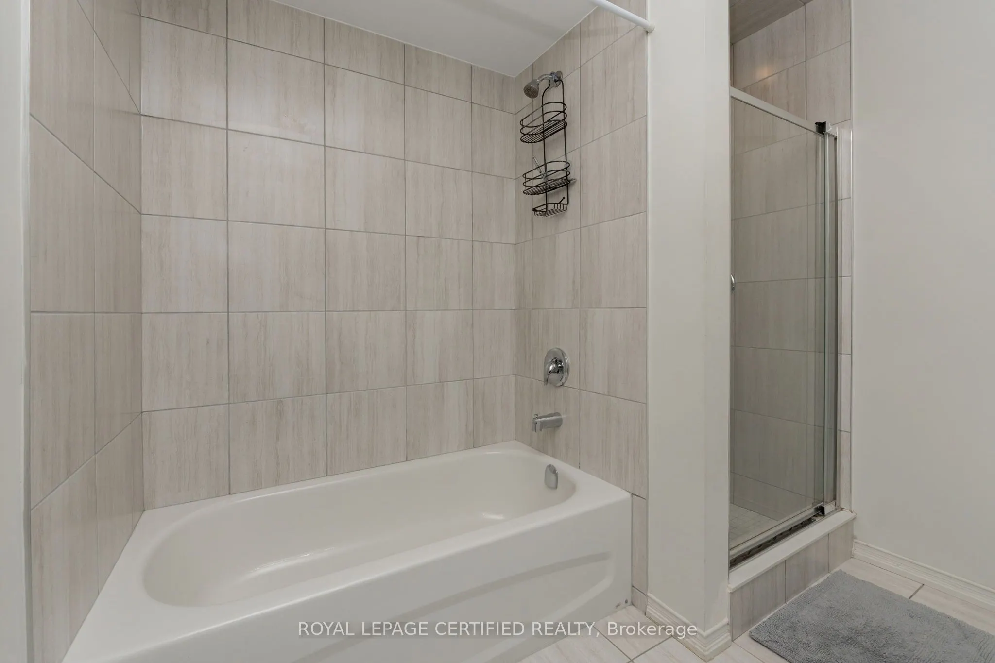 25 Elliot Street E #2