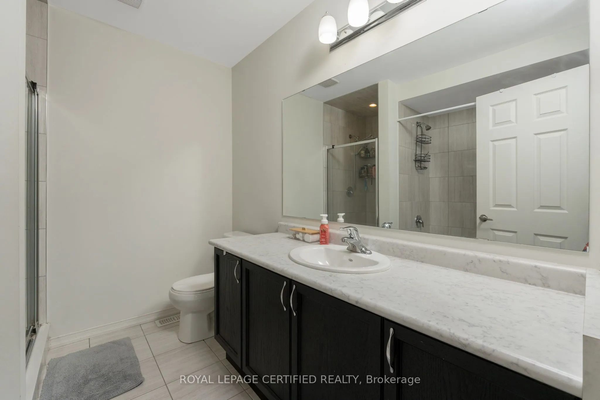 25 Elliot Street E #2