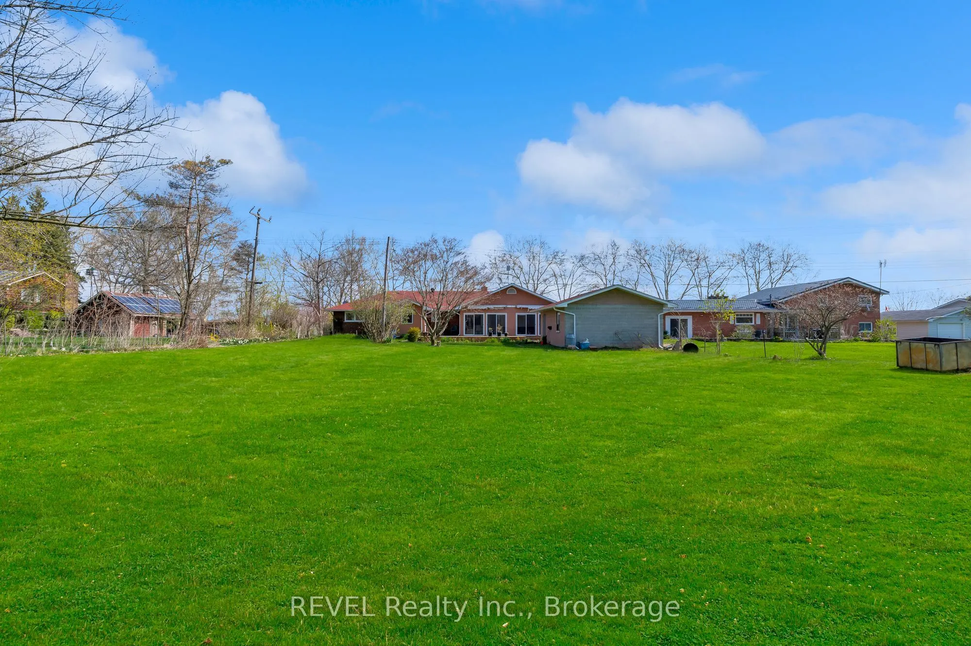 3035 Niagara Parkway