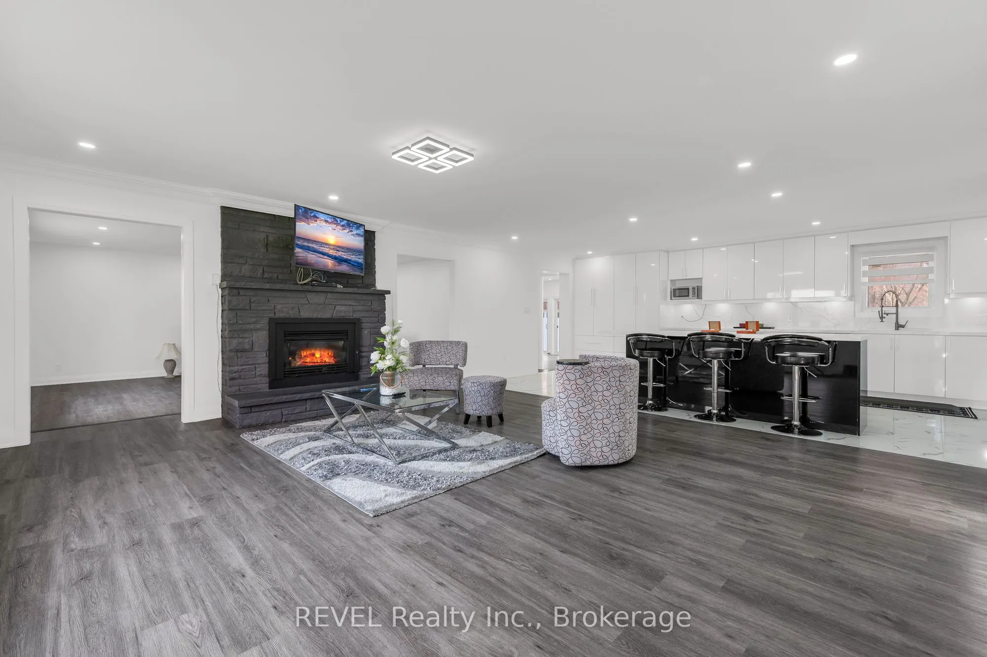 3035 Niagara Parkway