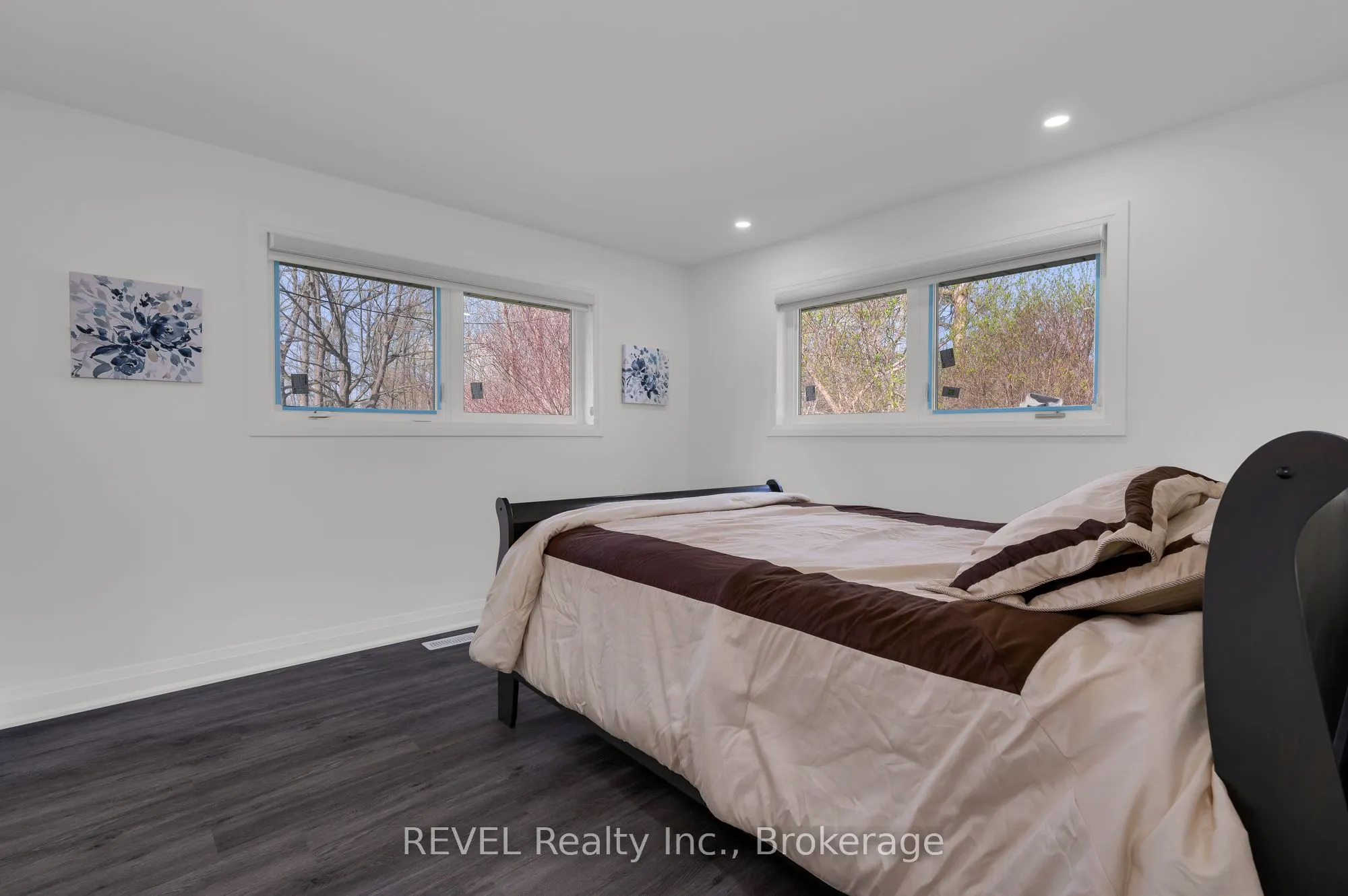 3035 Niagara Parkway