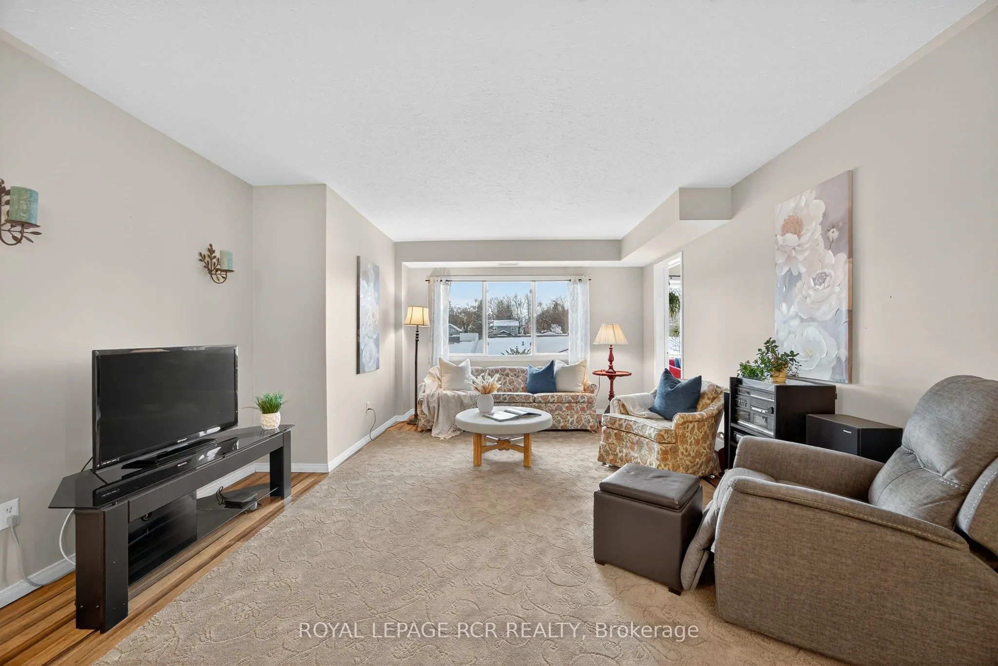250 Robert Street #310