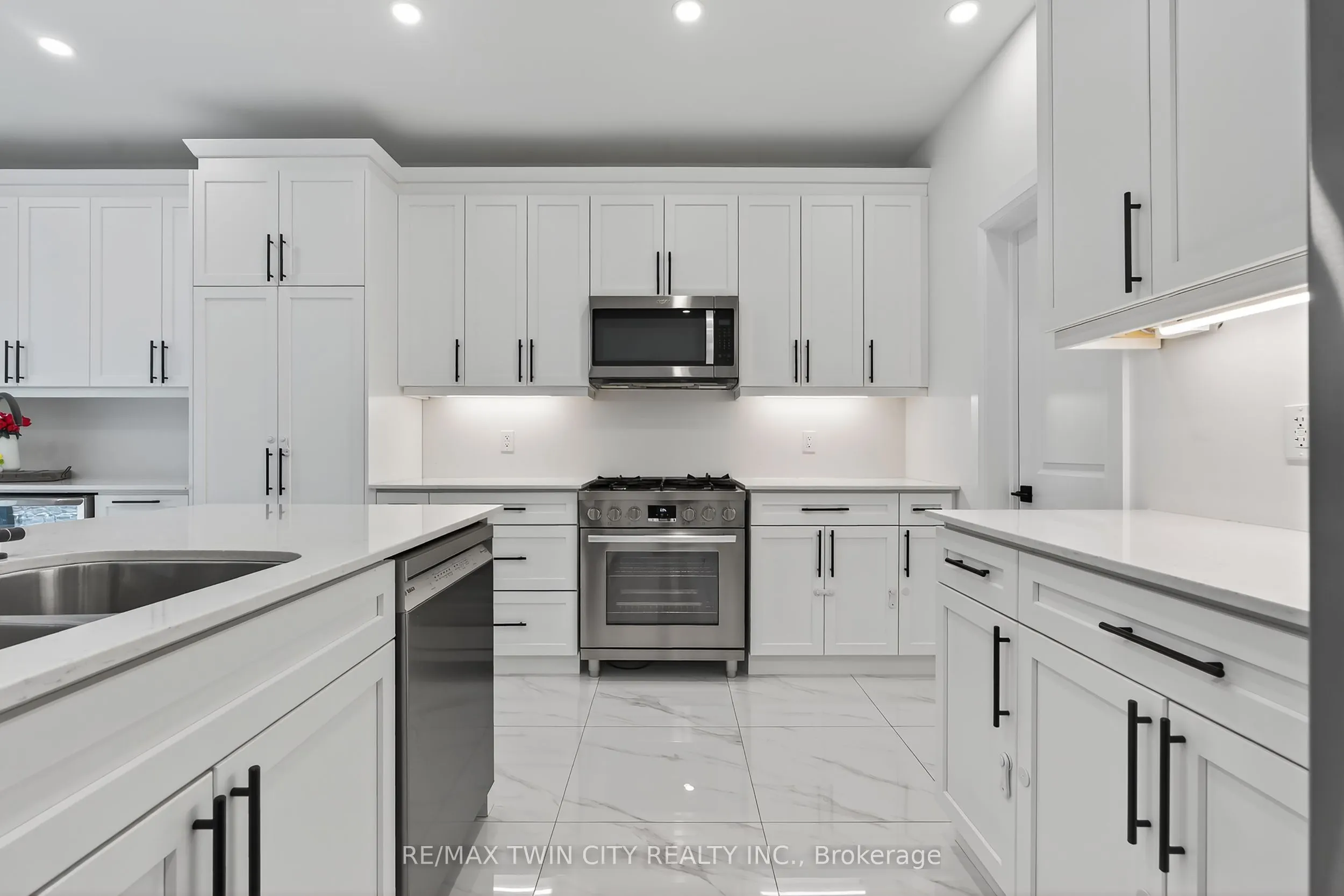 209 Jeffrey Place