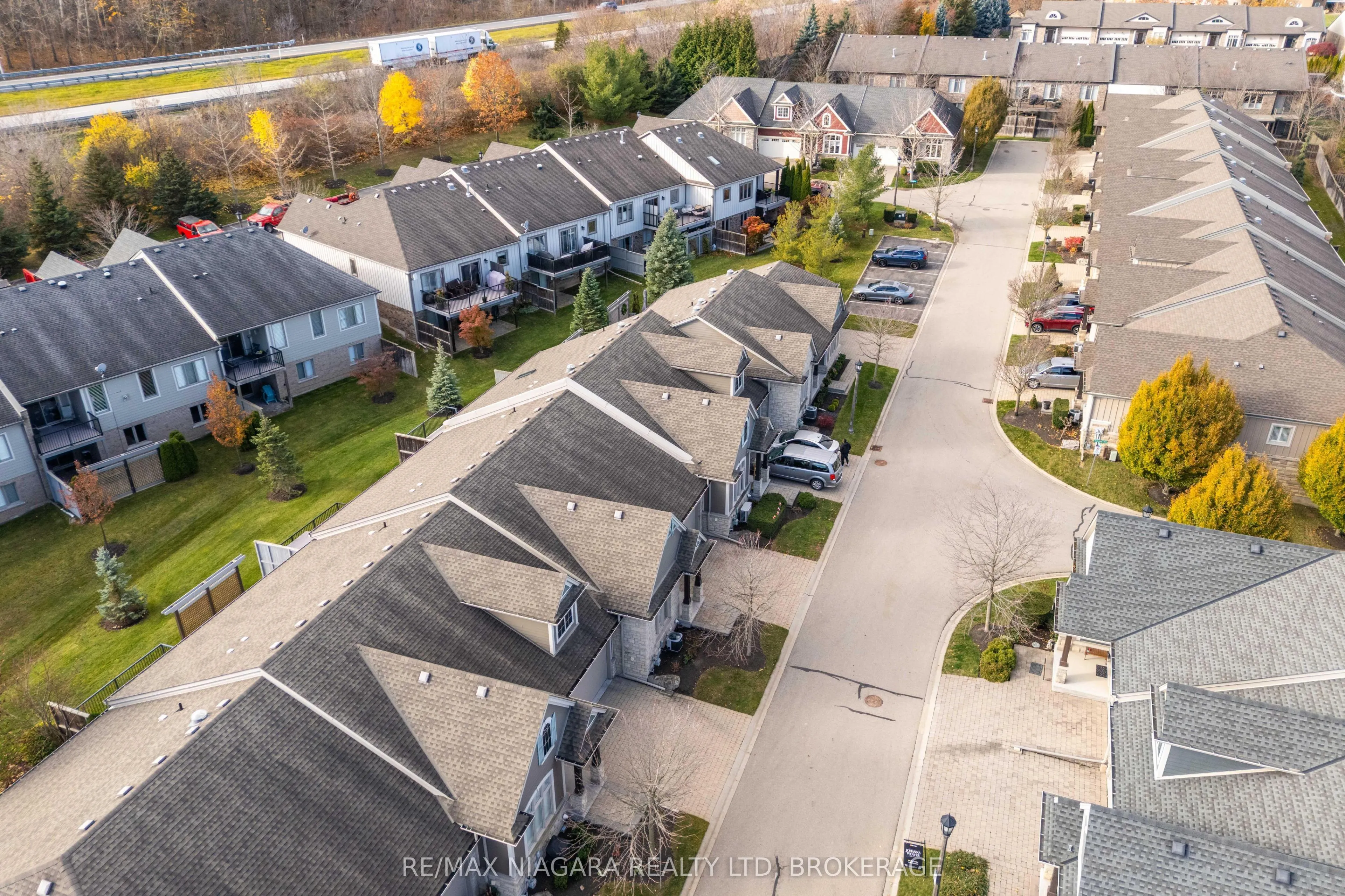19 Crimson Drive #33