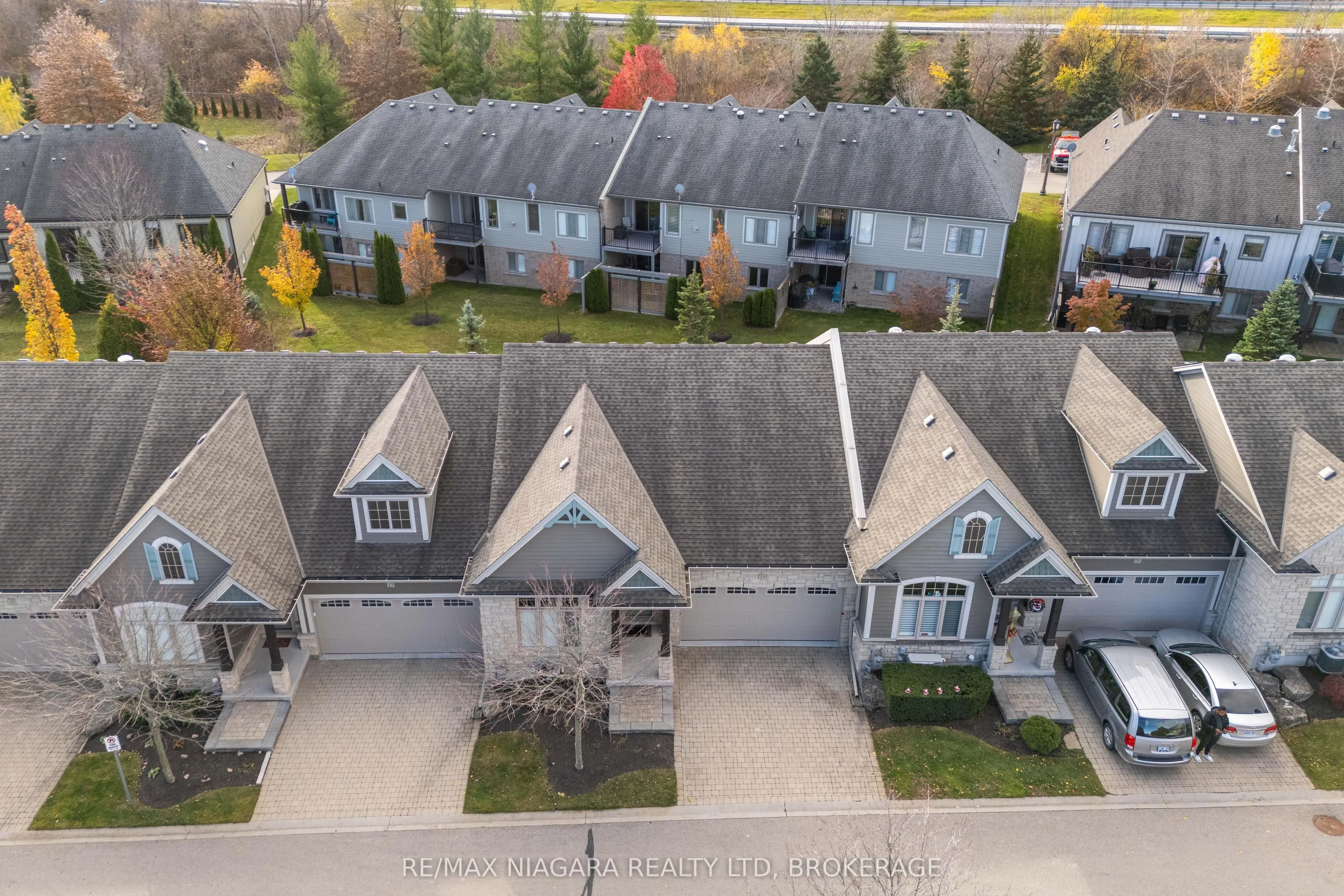 19 Crimson Drive #33